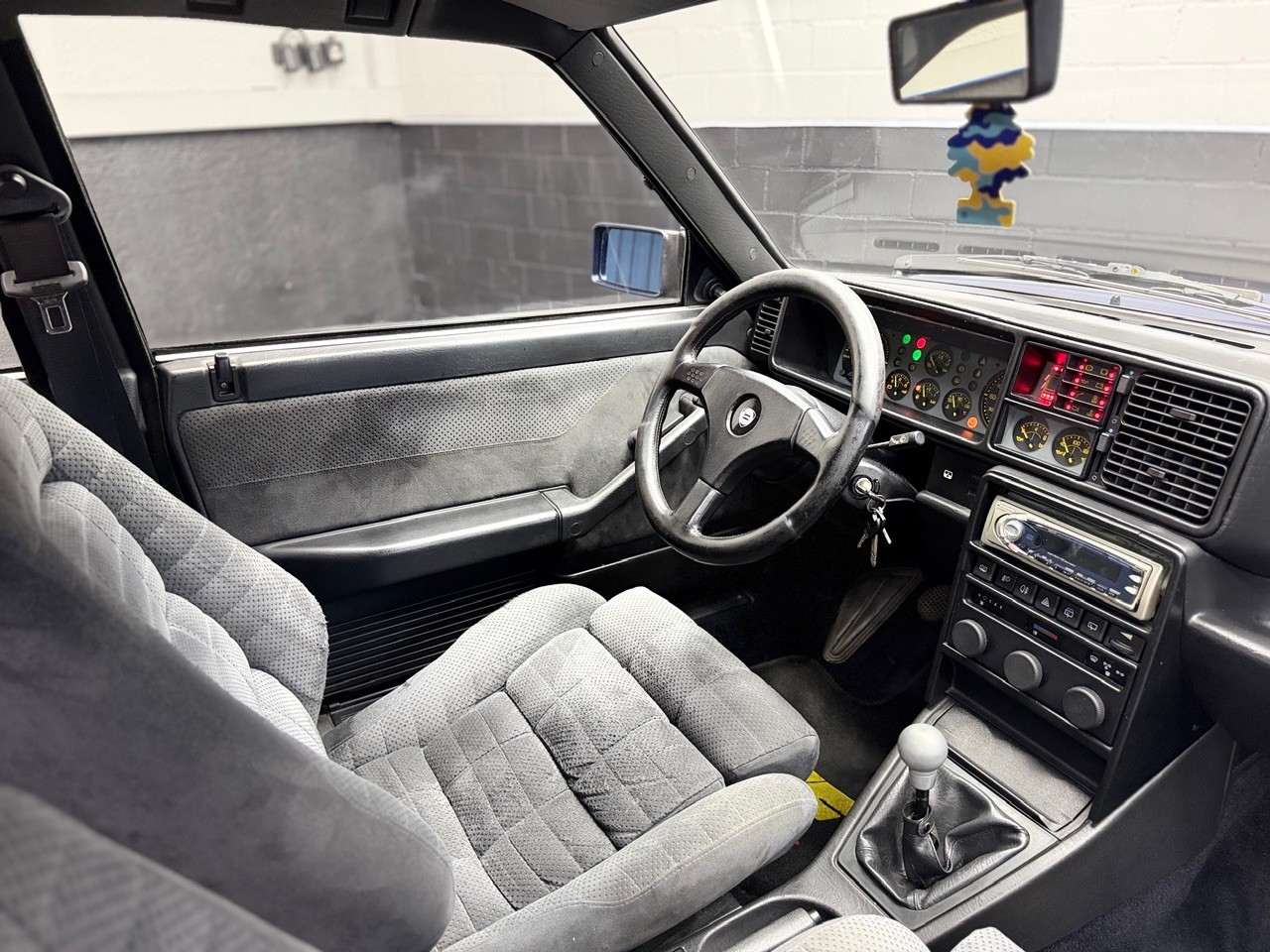 LANCIA Delta HF Integrale Evo | Schiebedach | Blue Madras-image-25