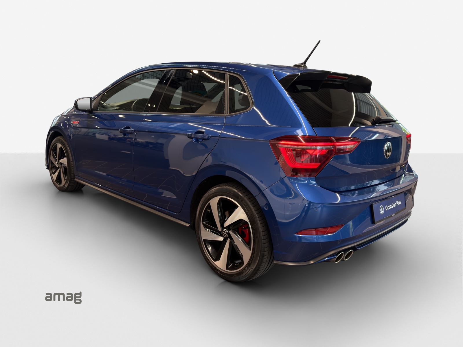 VW Polo 2.0 TSI GTI DSG-image-2