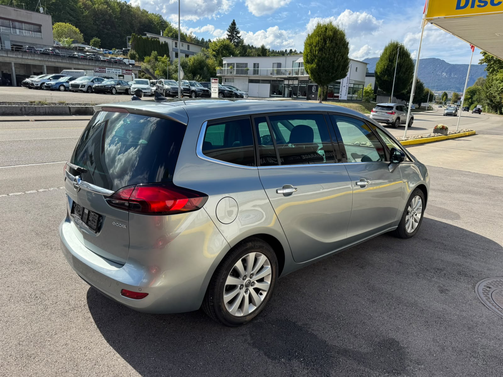 OPEL Zafira Tourer 1.4i 16V Cosmo-image-5