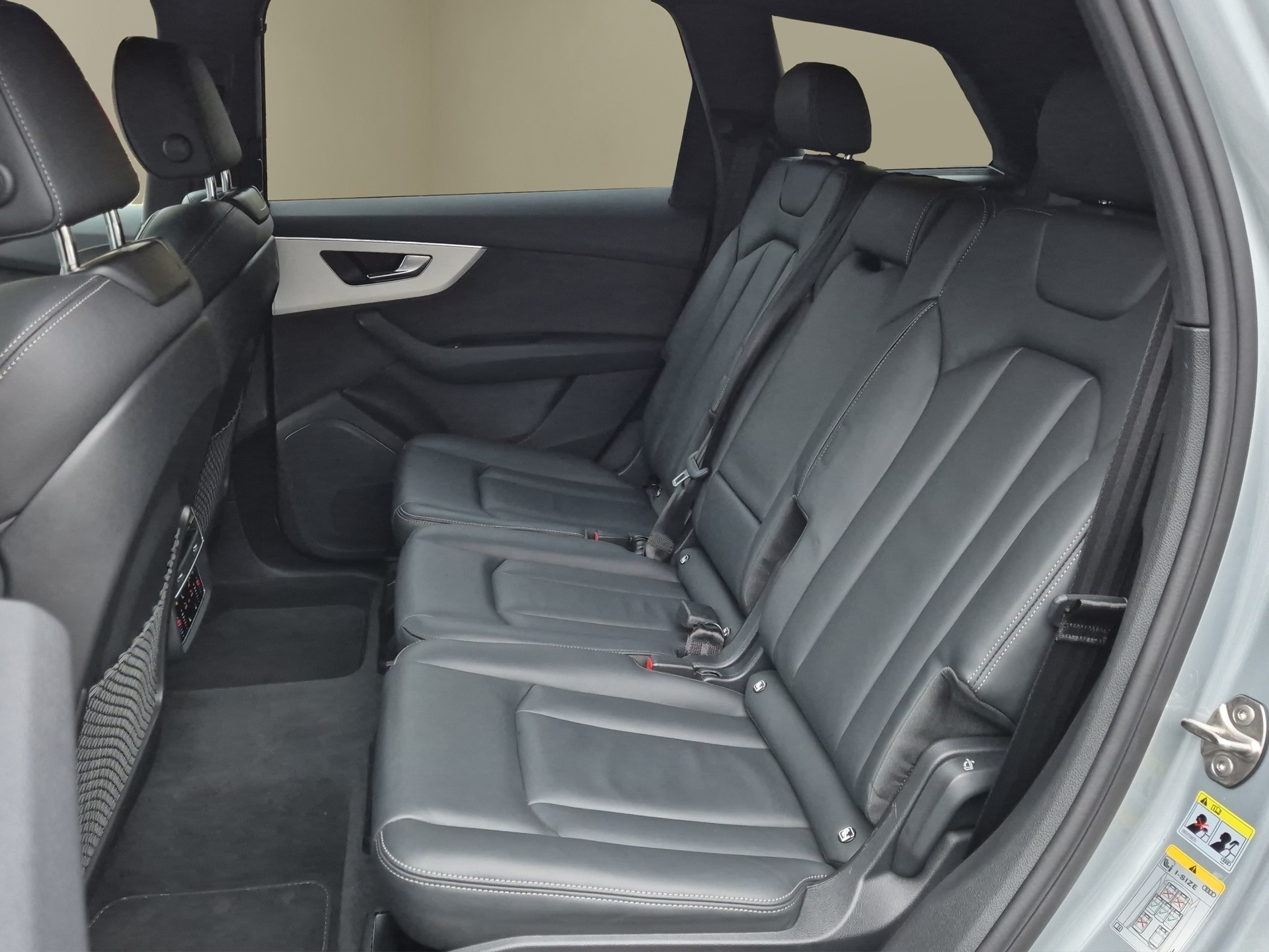 AUDI Q7 50 TDI quattro S Line tiptronic-image-15