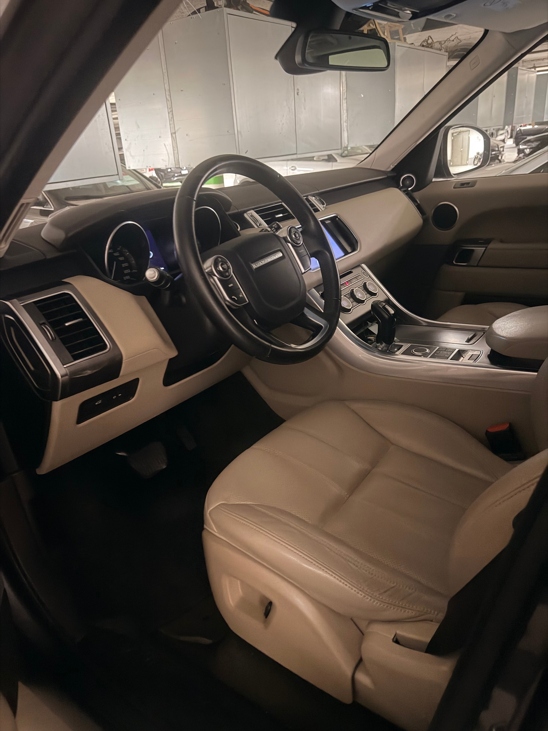 LAND ROVER 3.0 TDV6 SE-image-5