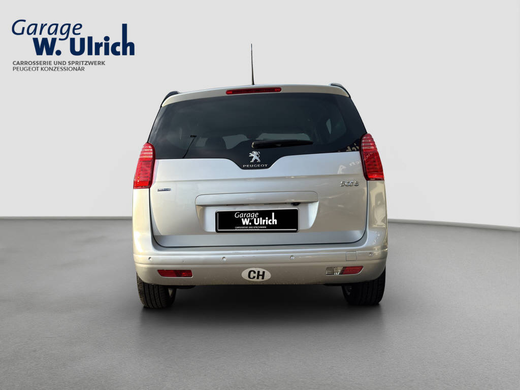 PEUGEOT 5008 2.0 BlueHDi Allure-image-4