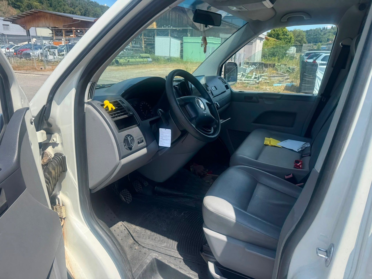 VW T5 Caravelle Trend 2.5 TDI PD-image-3
