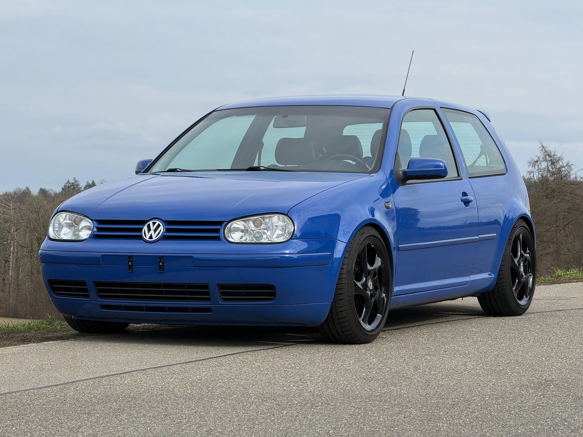 VW 1.8 T 20V GTI-image-0