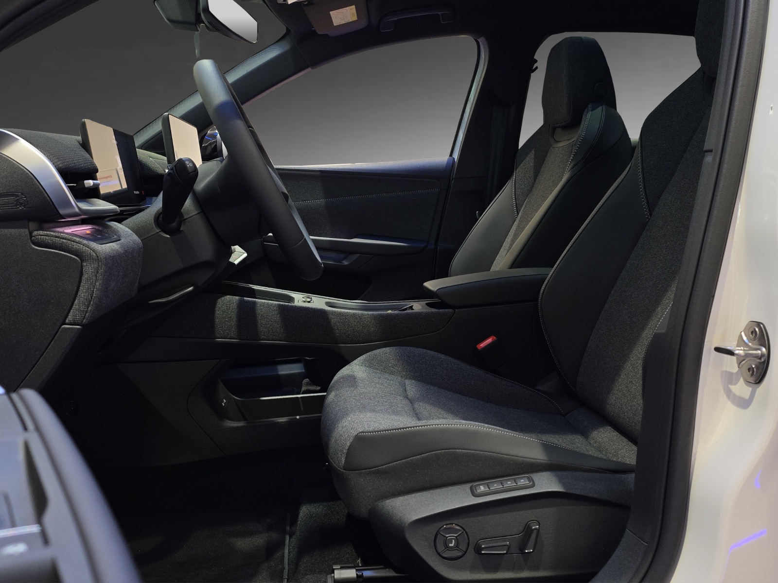 VW ID.Polo 52 kWh Style Edition One-image-5