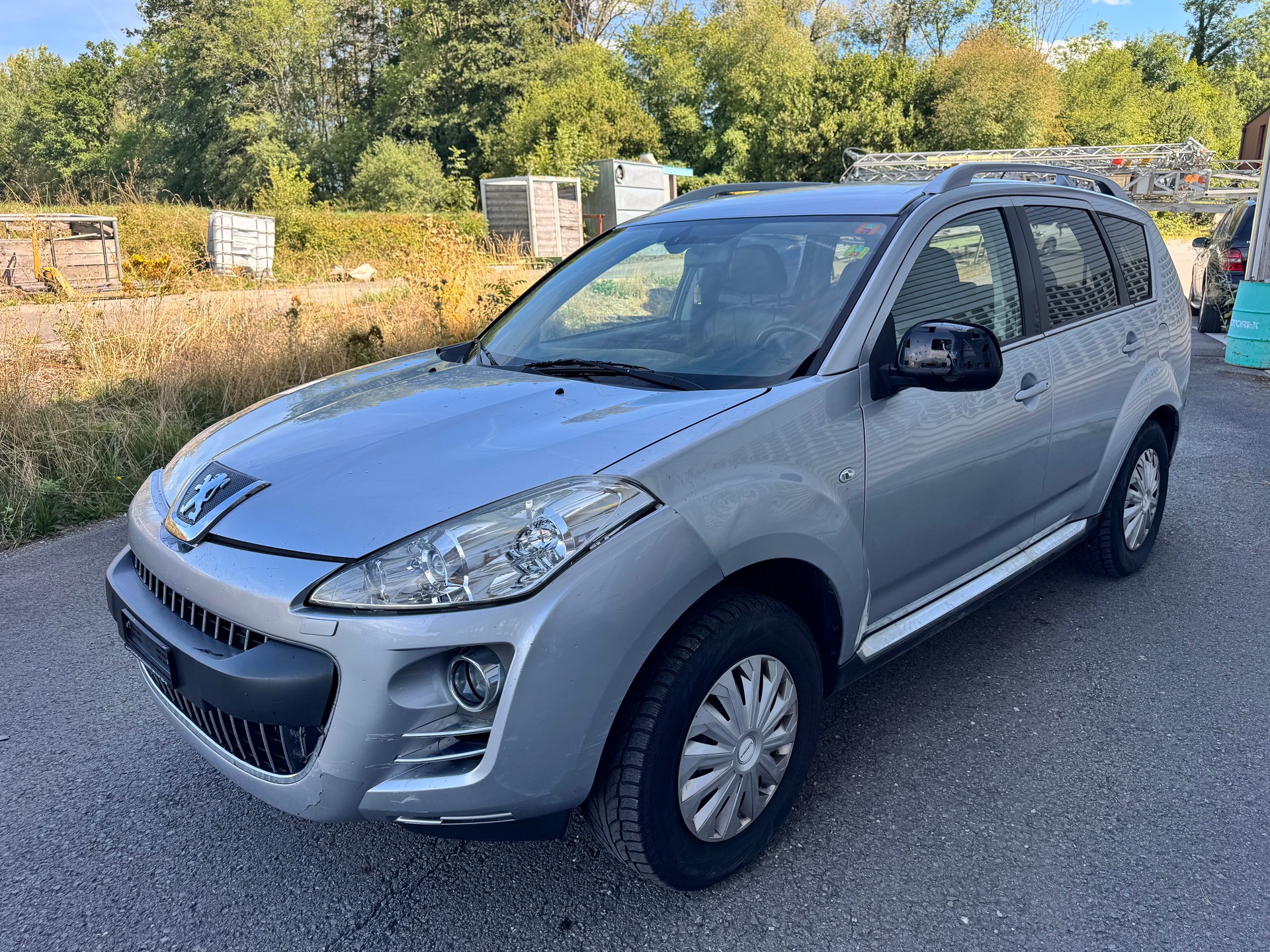 PEUGEOT 4007 2.2 HDi Platinum Edition-image-2