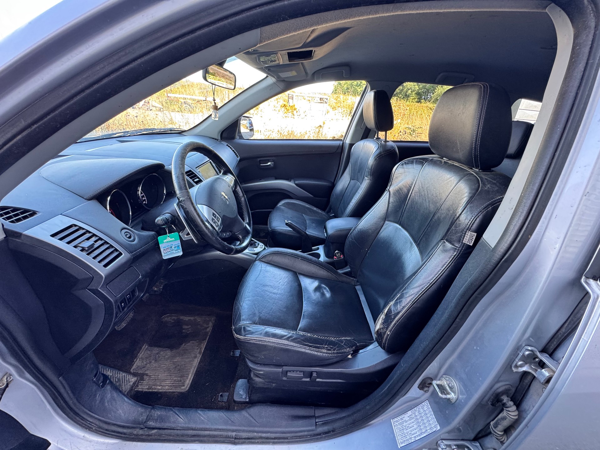 PEUGEOT 4007 2.2 HDi Platinum Edition-image-9