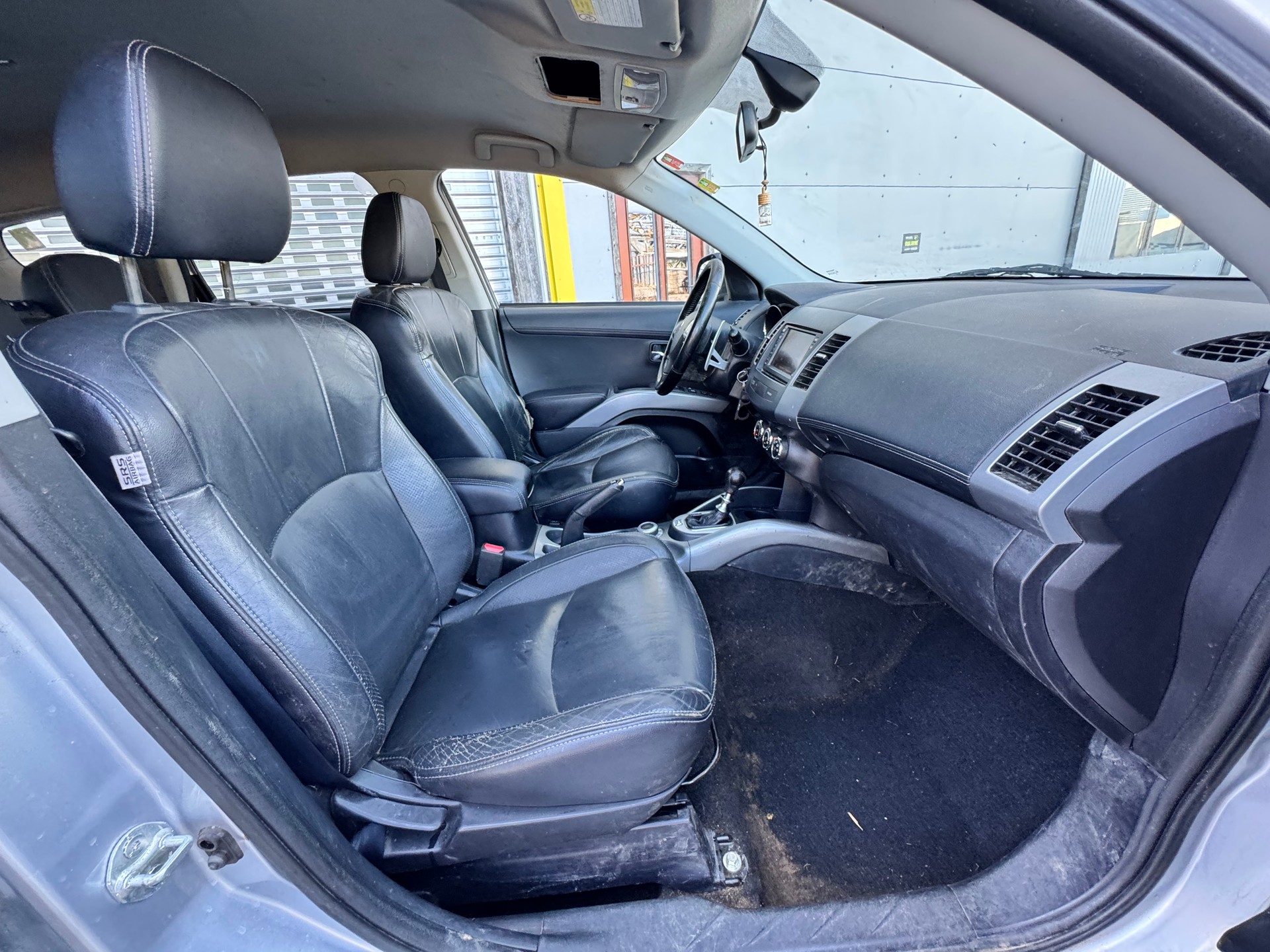 PEUGEOT 4007 2.2 HDi Platinum Edition-image-10