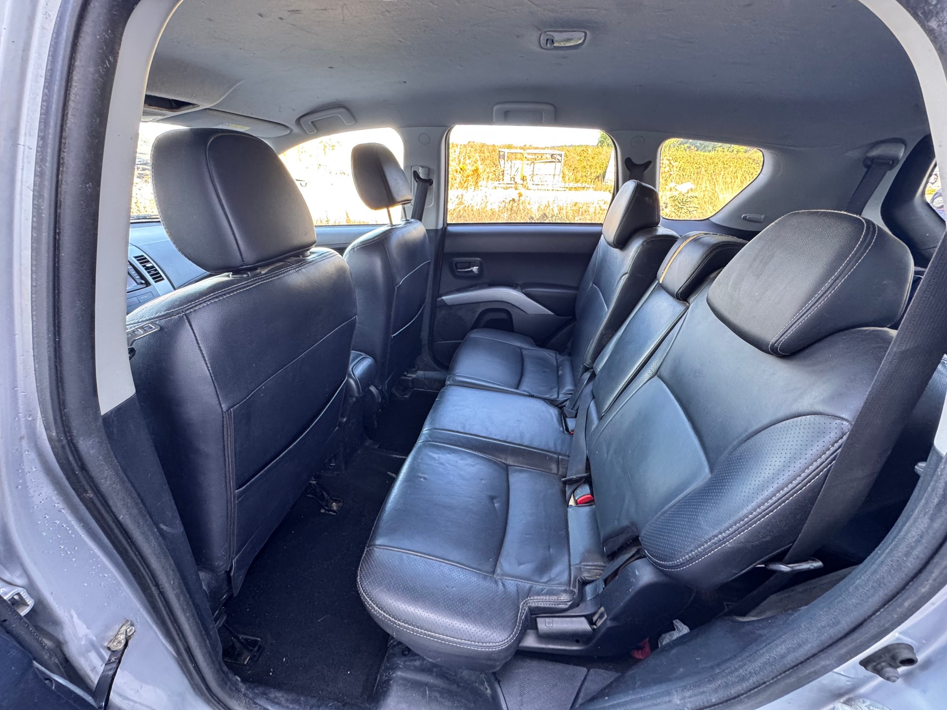 PEUGEOT 4007 2.2 HDi Platinum Edition-image-12