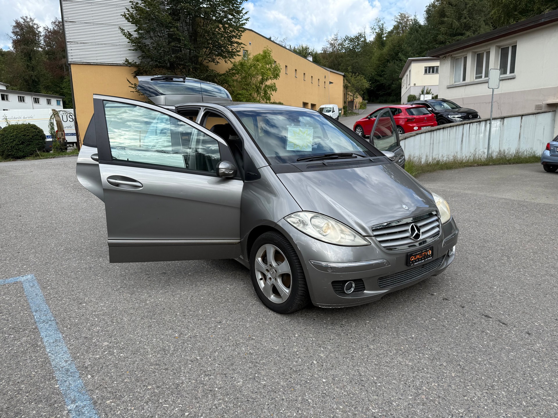 MERCEDES-BENZ A 200 Avantgarde-image-21