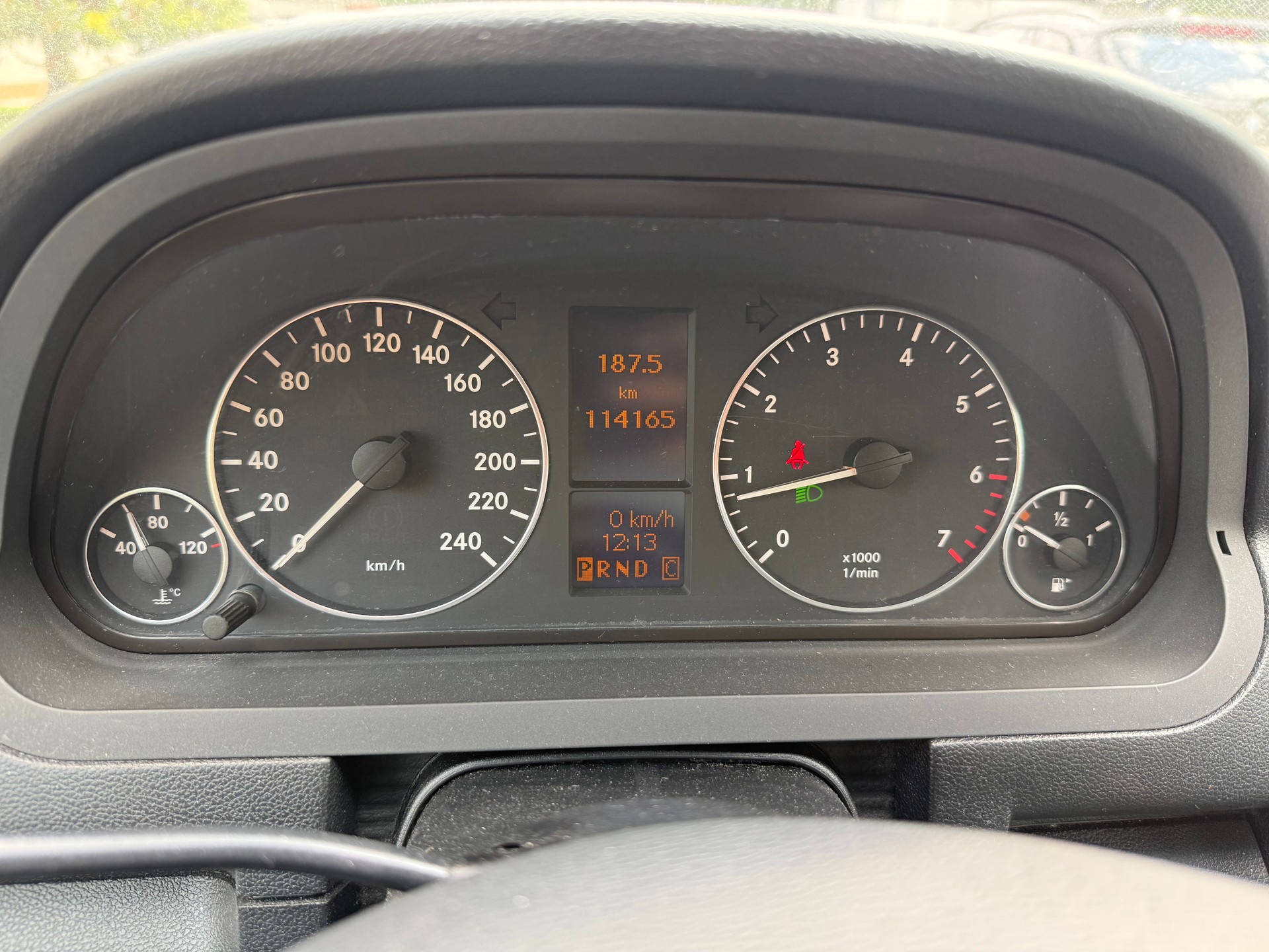 MERCEDES-BENZ A 200 Avantgarde-image-28
