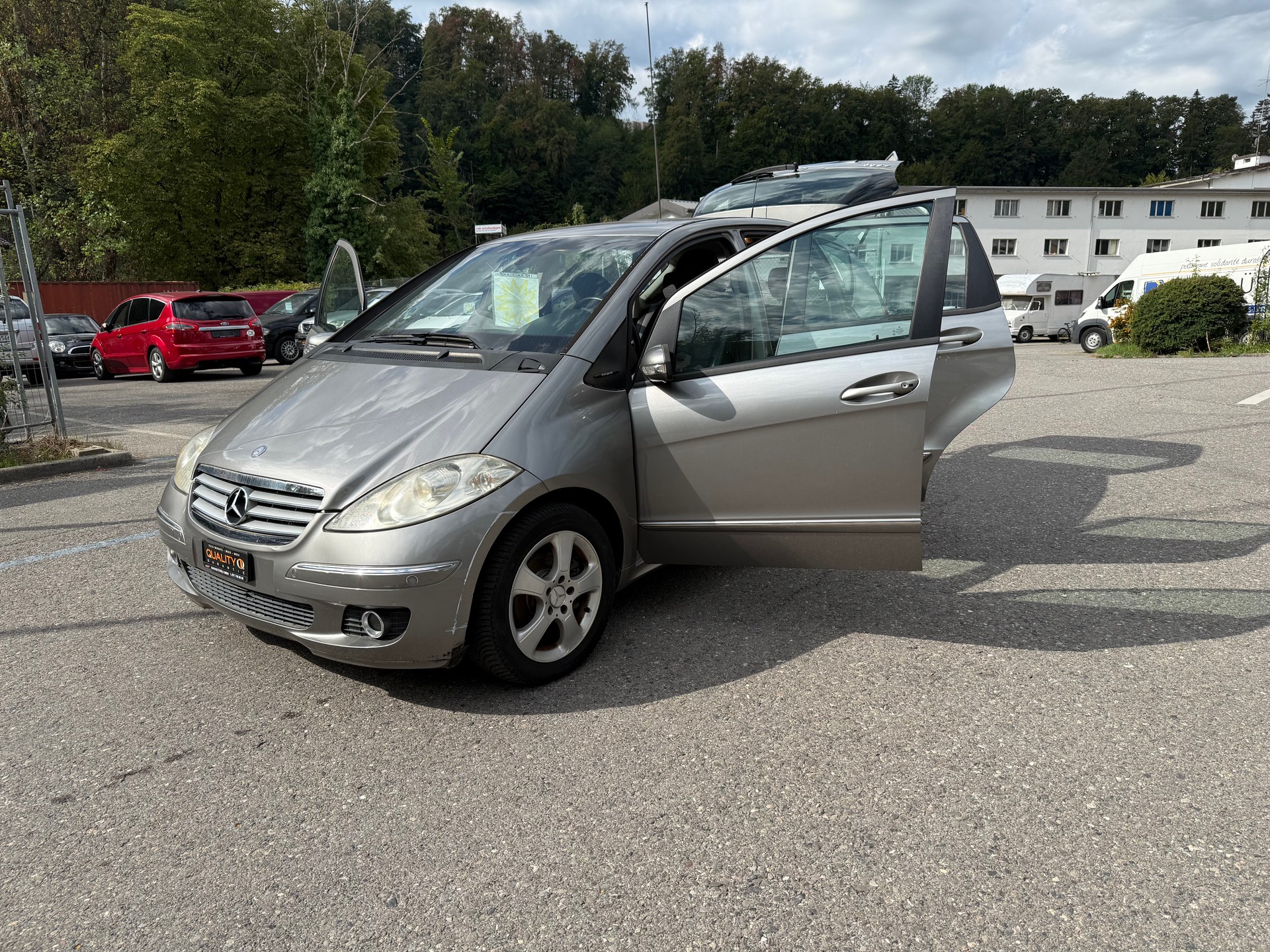 MERCEDES-BENZ A 200 Avantgarde-image-15