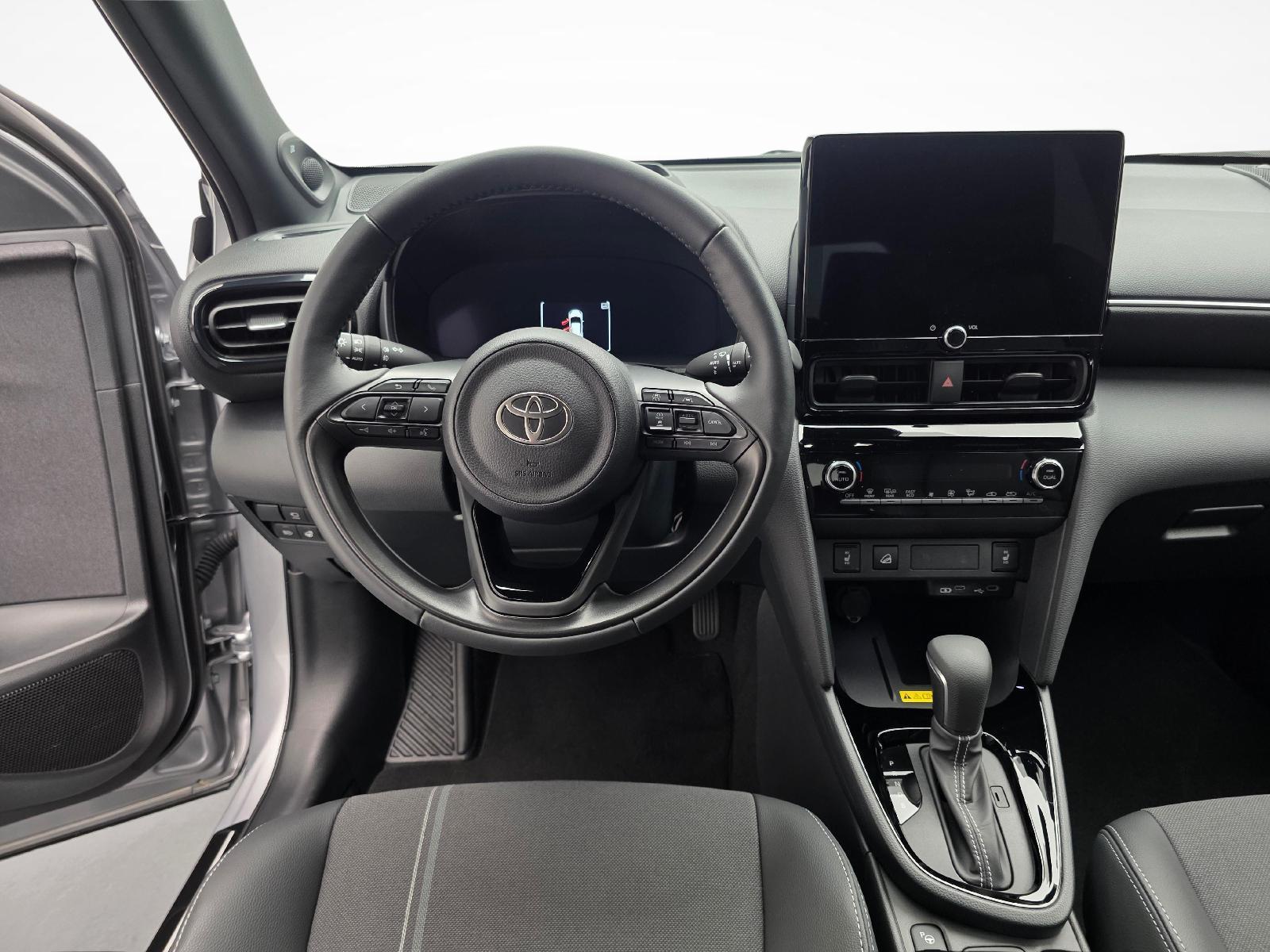 TOYOTA Yaris Cross 1.5 VVT-i HSD Premium AWD-i-image-12