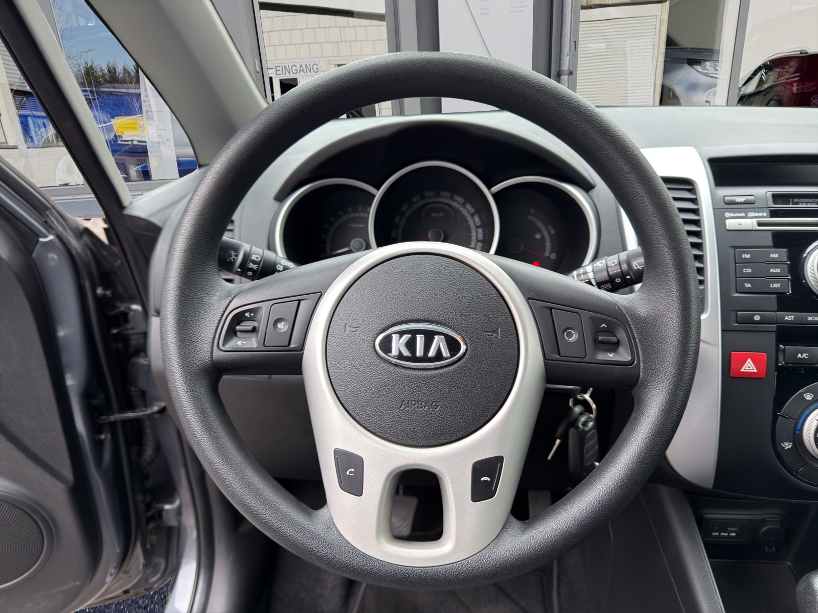 KIA Venga 1.6 CVVT _seven-image-10