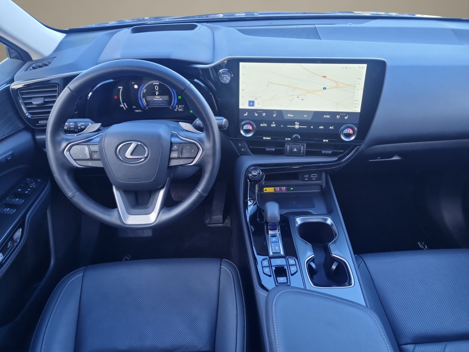 LEXUS NX 450h+ Excellence-image-11
