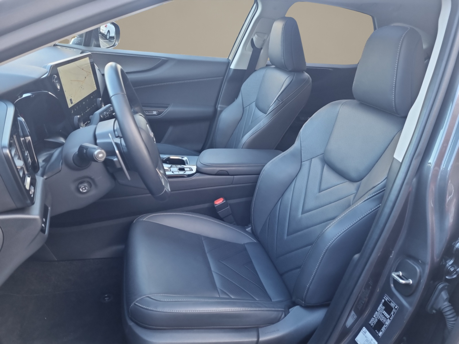 LEXUS NX 450h+ Excellence-image-8
