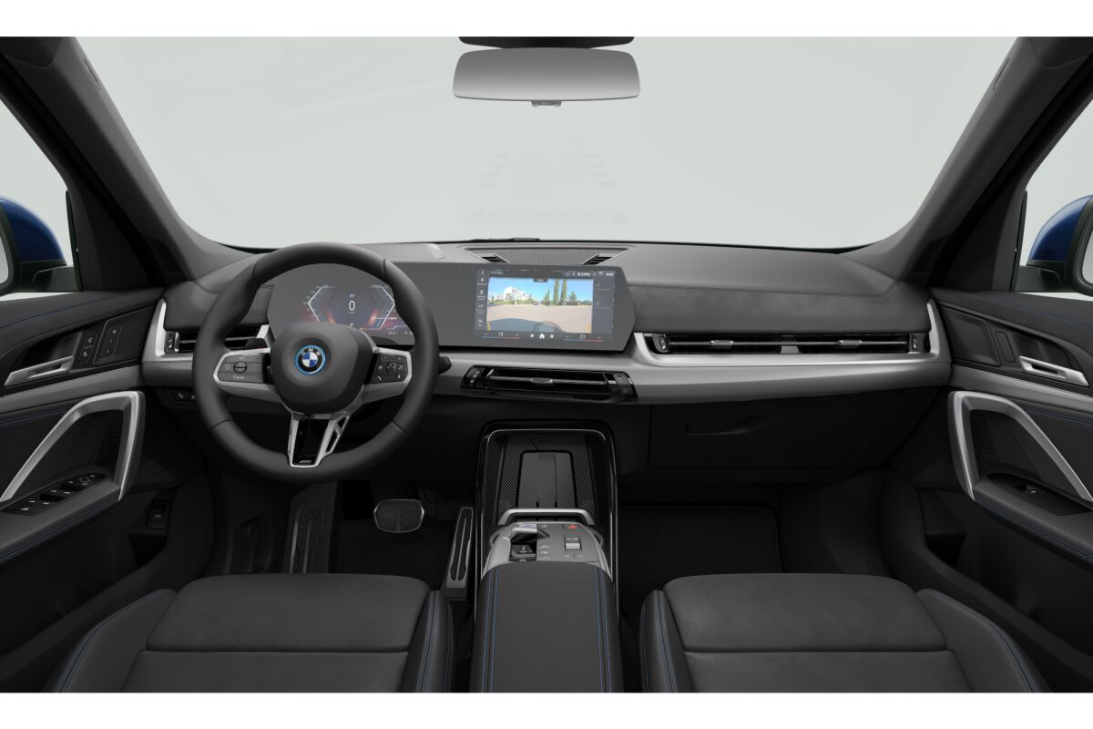 BMW iX1 eDrive 20 Edition M Sport-showroom-element-3