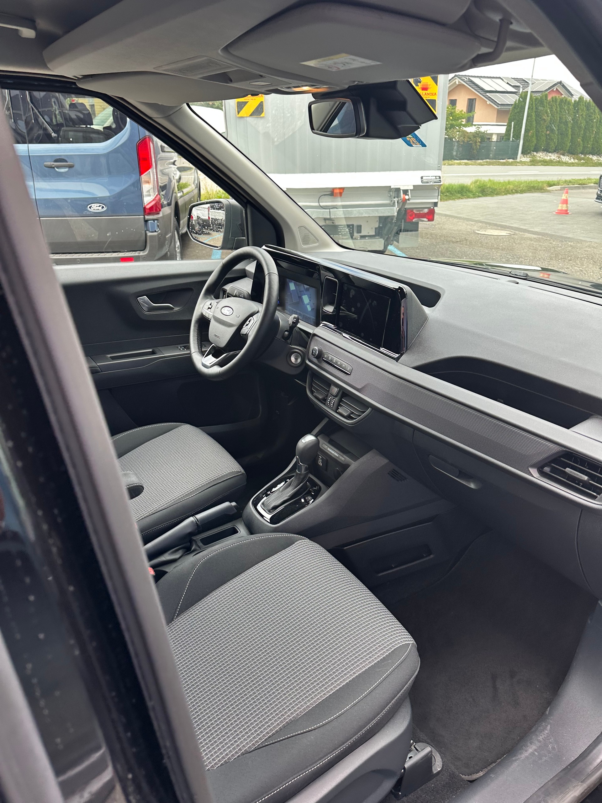 FORD Transit Courier dcab. van 1.0 Trend/125CV/Aut.-image-13