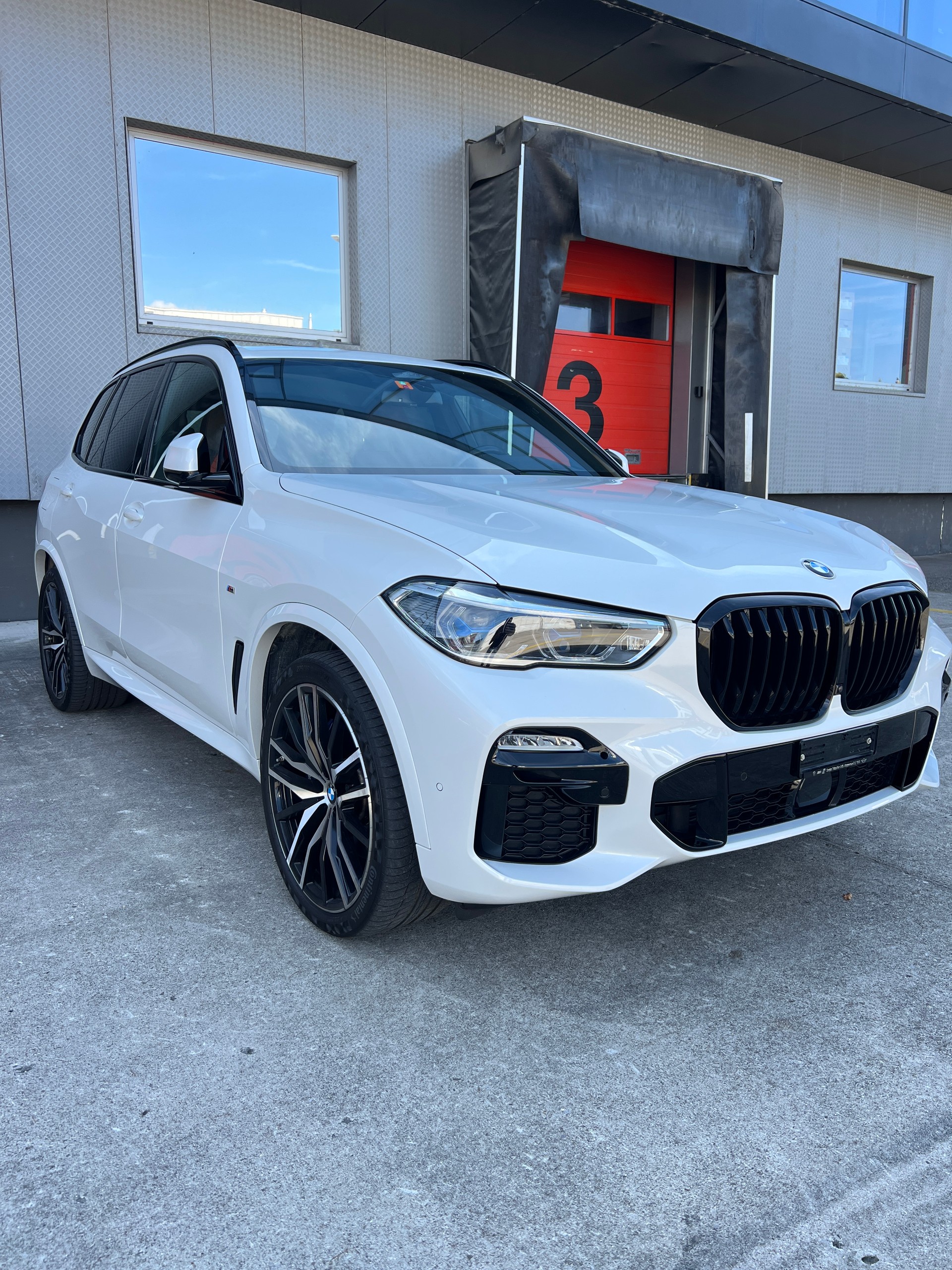 BMW 30d xDrive SAG-image-0