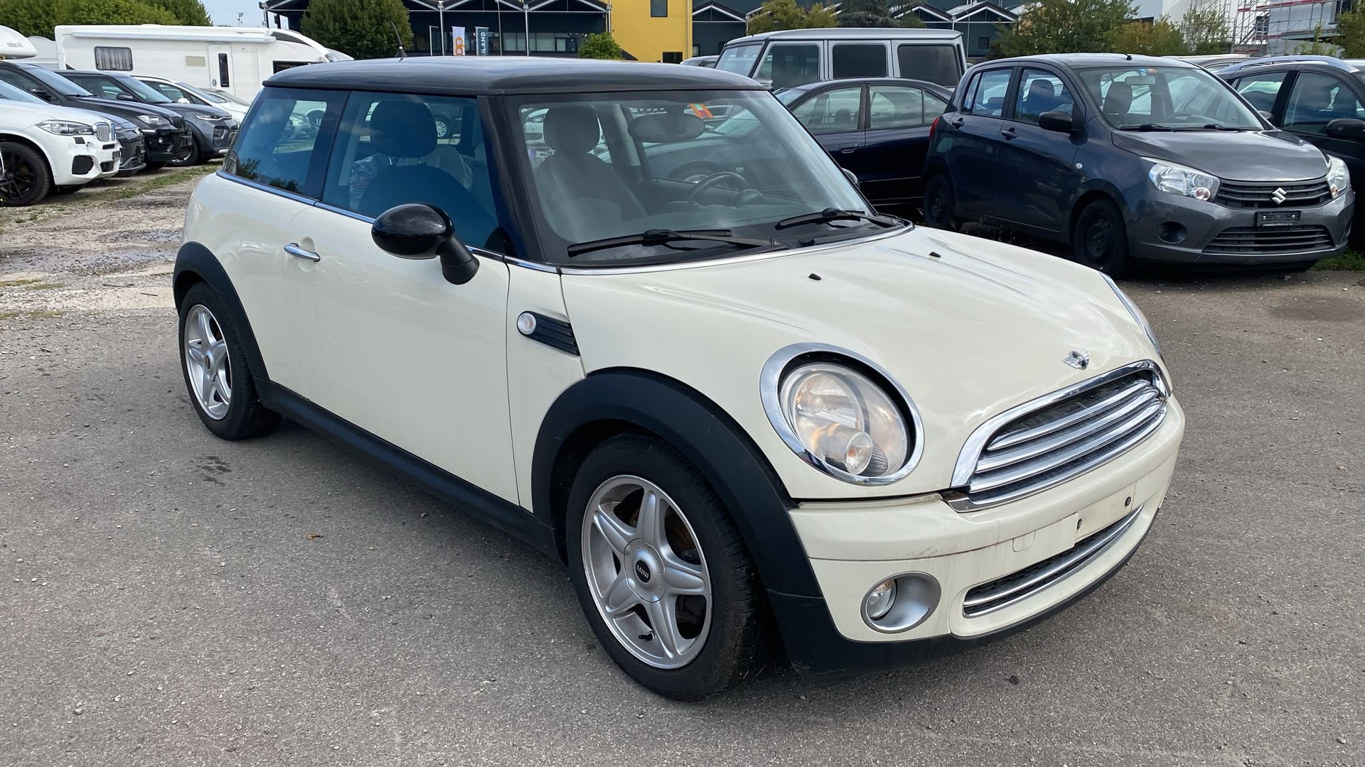 MINI Cooper-image-2