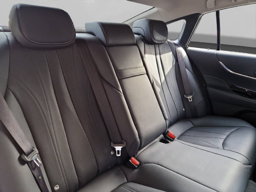 TOYOTA Mirai Fuel Cell Platinum 45984/000-image-12