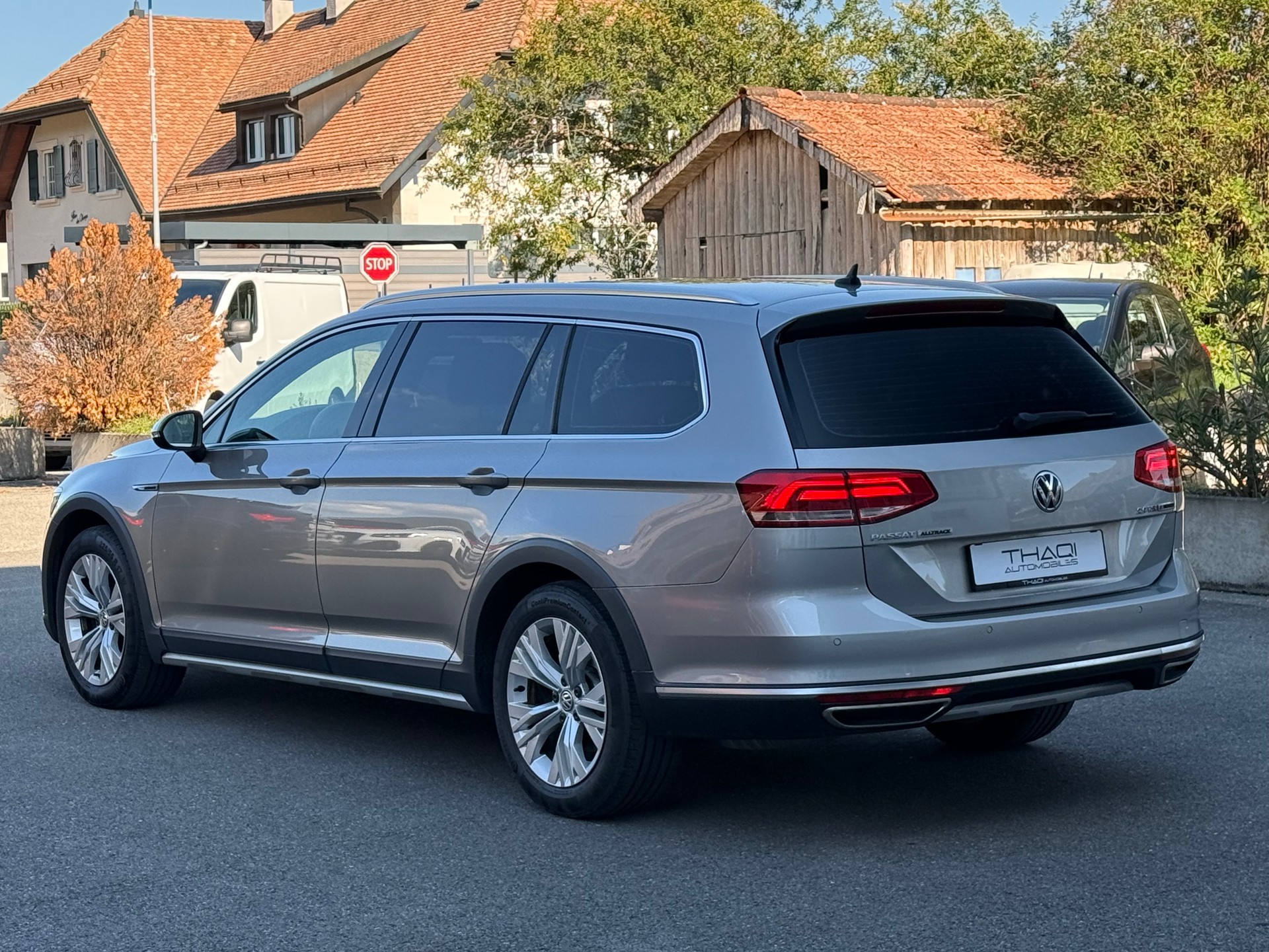 VW Passat Alltrack 2.0 TSI 4Motion DSG-image-7