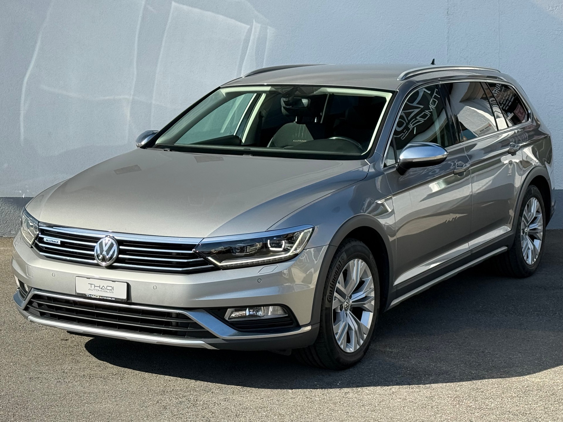 VW Passat Alltrack 2.0 TSI 4Motion DSG-image-3