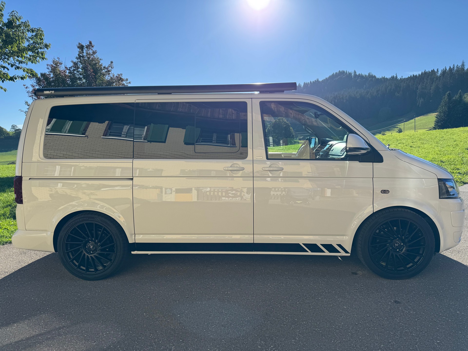 VW T5 Multivan 2.0 TDI CR Family Cup-image-3