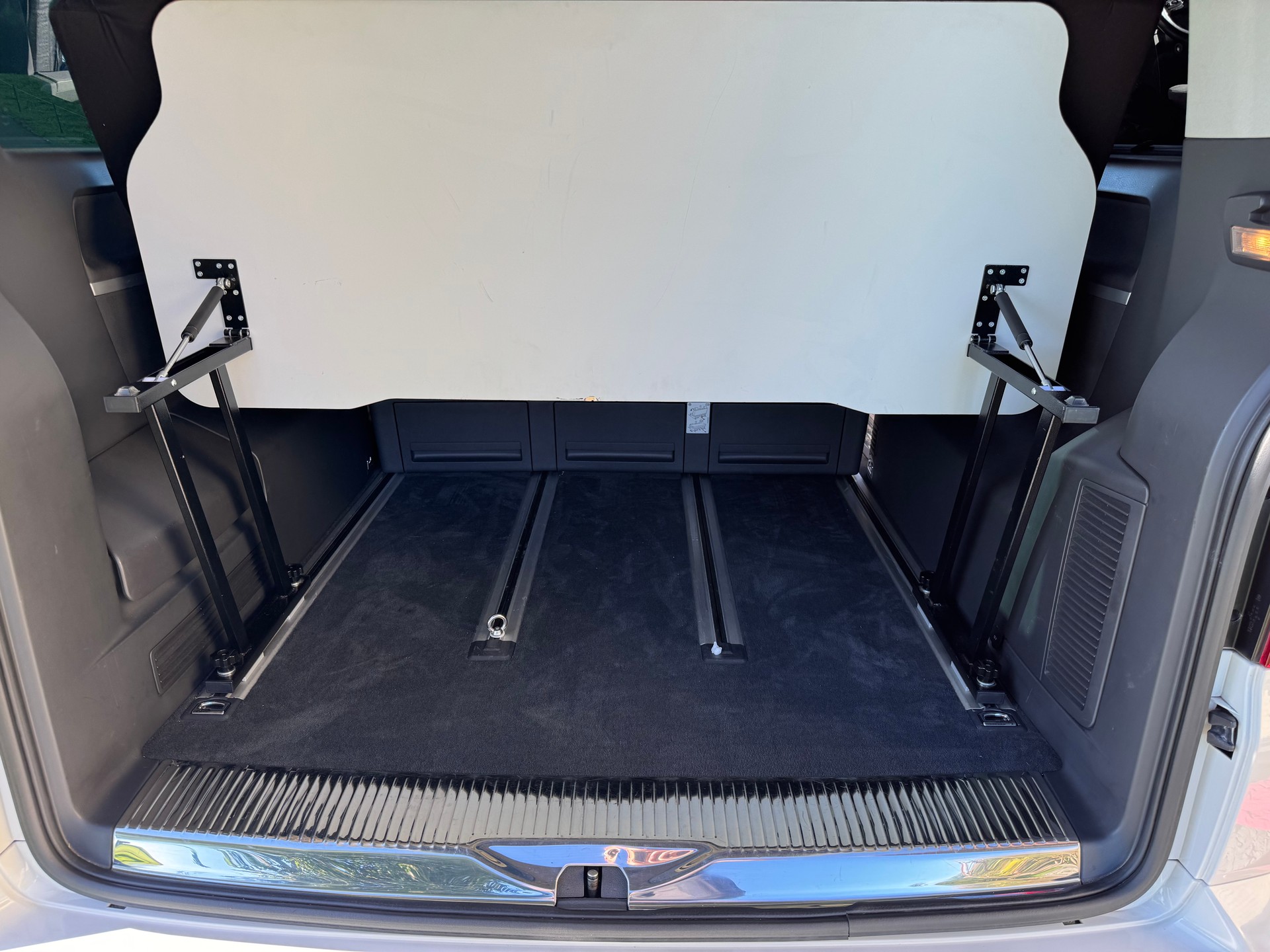 VW T5 Multivan 2.0 TDI CR Family Cup-image-11