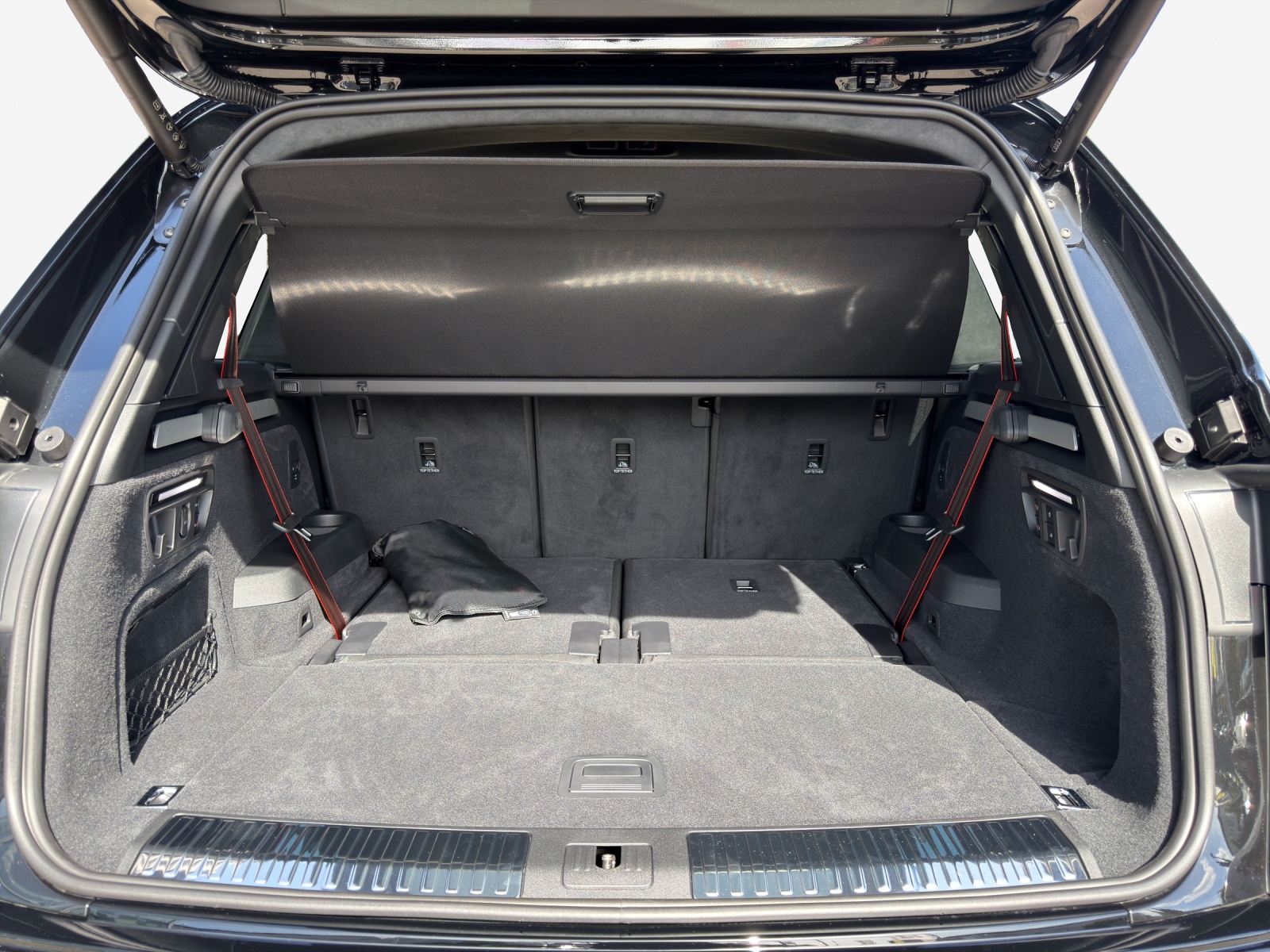 AUDI Q7 SUV TDI quattro 220 kW-image-12
