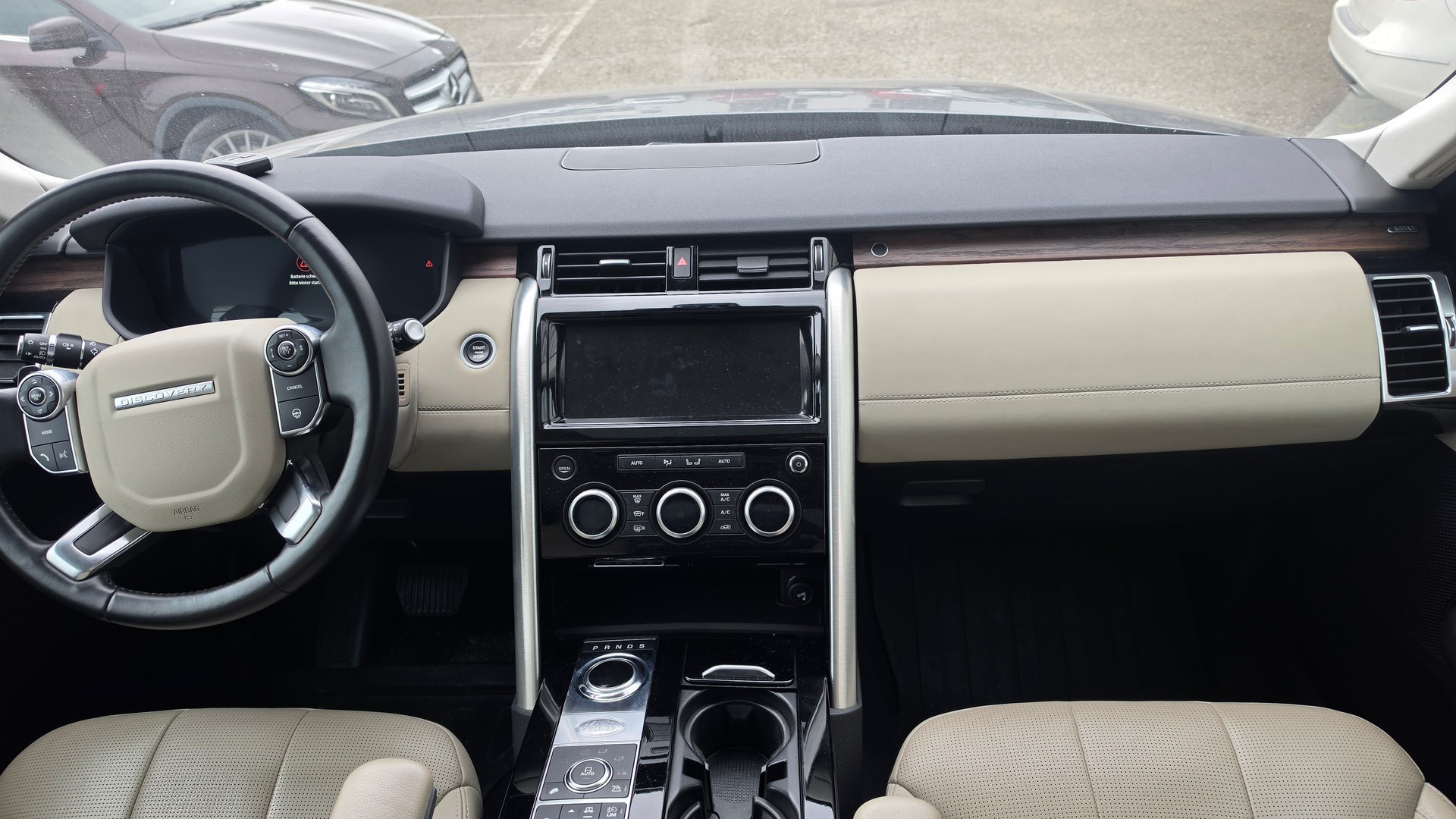LAND ROVER Discovery 2.0 SD4 HSE Luxury Automatic-image-6