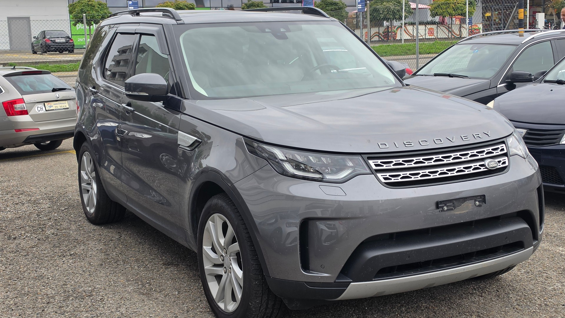 LAND ROVER Discovery 2.0 SD4 HSE Luxury Automatic-image-1