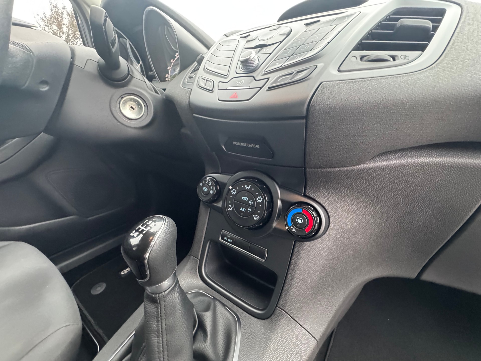 FORD Fiesta 1.0 SCTi Trend-image-7