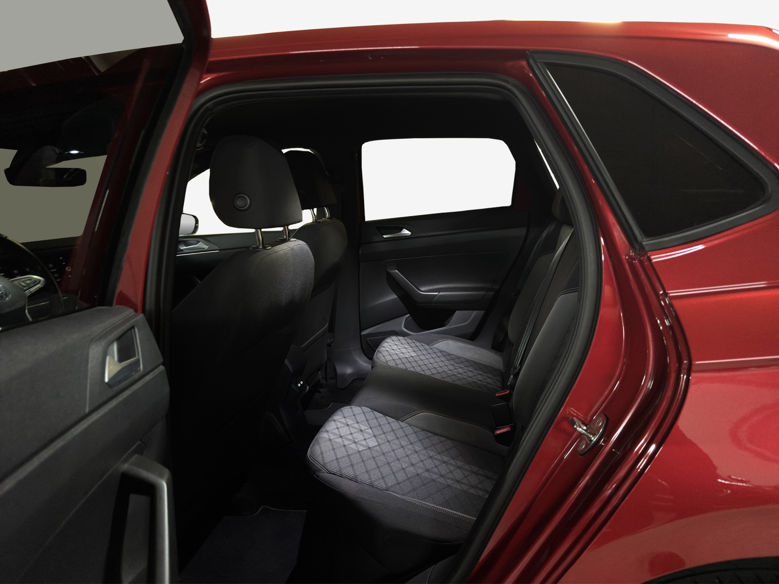 VW Polo 1.0 TSI R-Line DSG-image-11