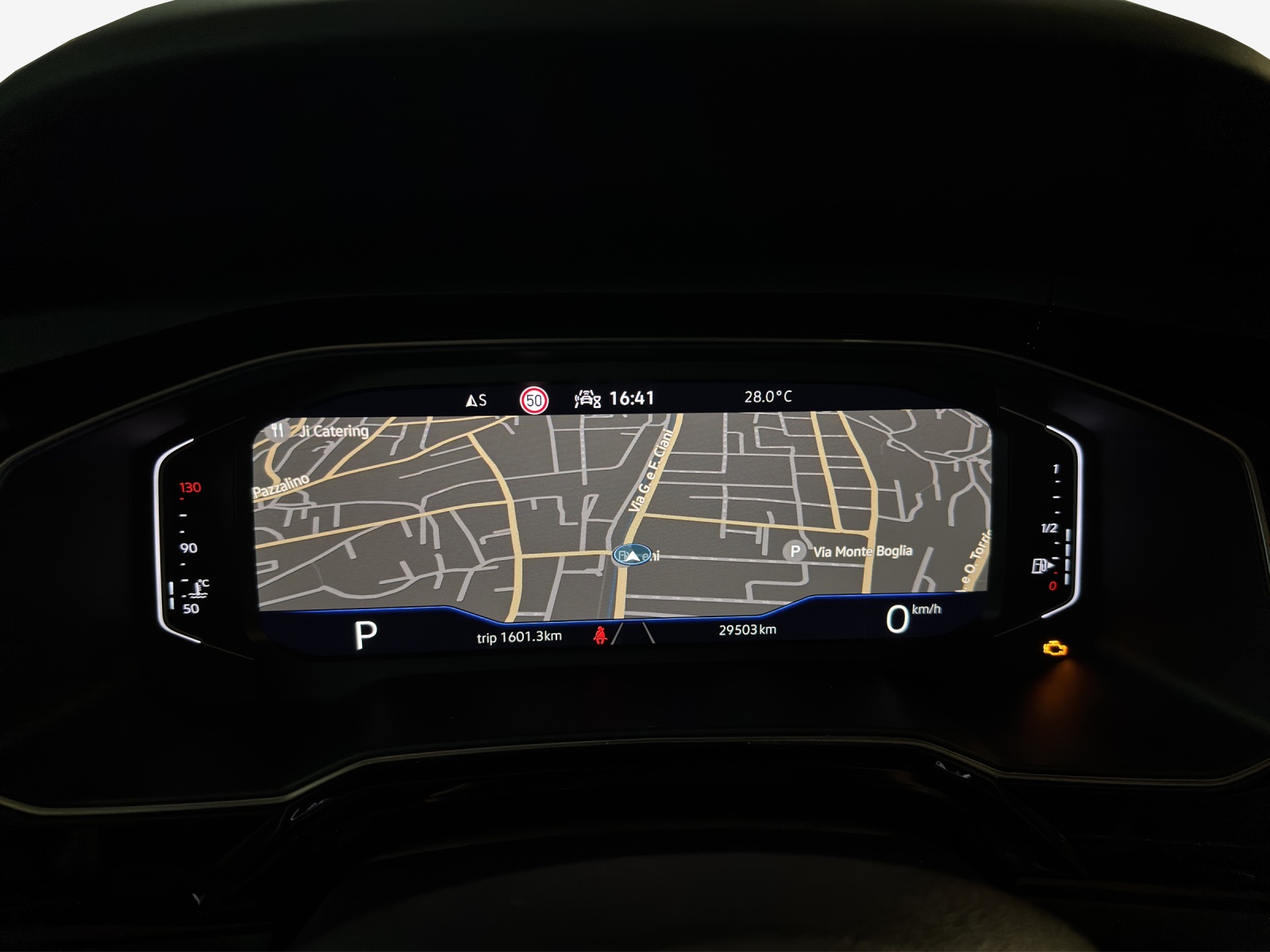 VW Polo 1.0 TSI R-Line DSG-image-14