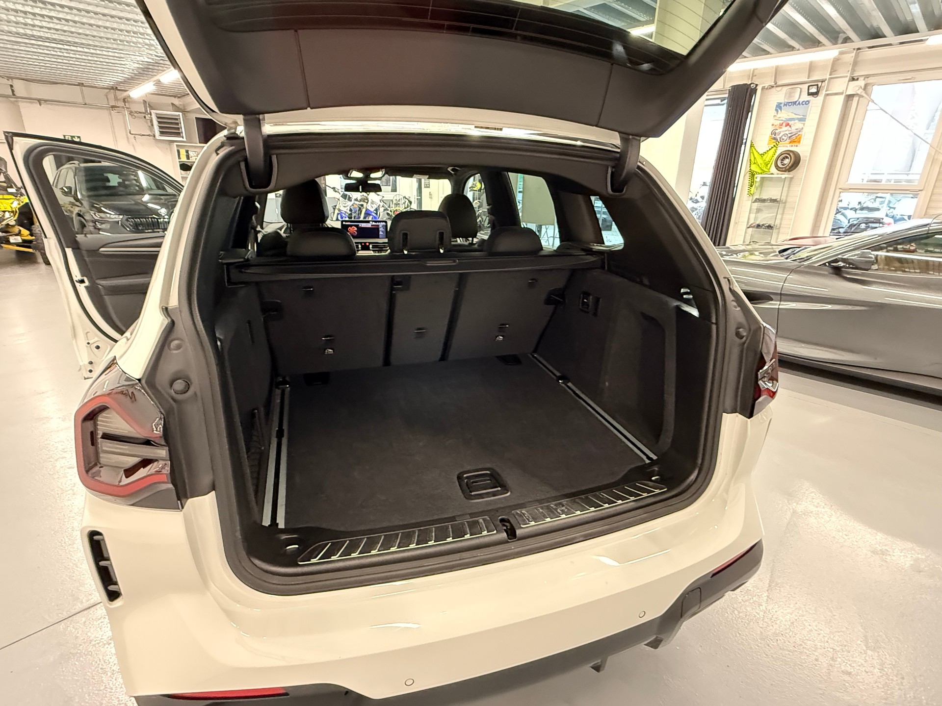 BMW X3 xDrive 48V 20d M Sport-image-22