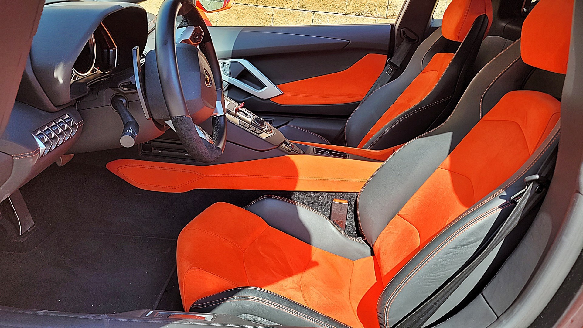 LAMBORGHINI Aventador LP700-4 Coupé E-Gear-image-14