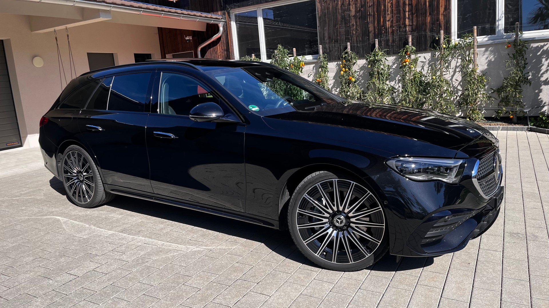 MERCEDES-BENZ E 450 4matic T Modell-image-0