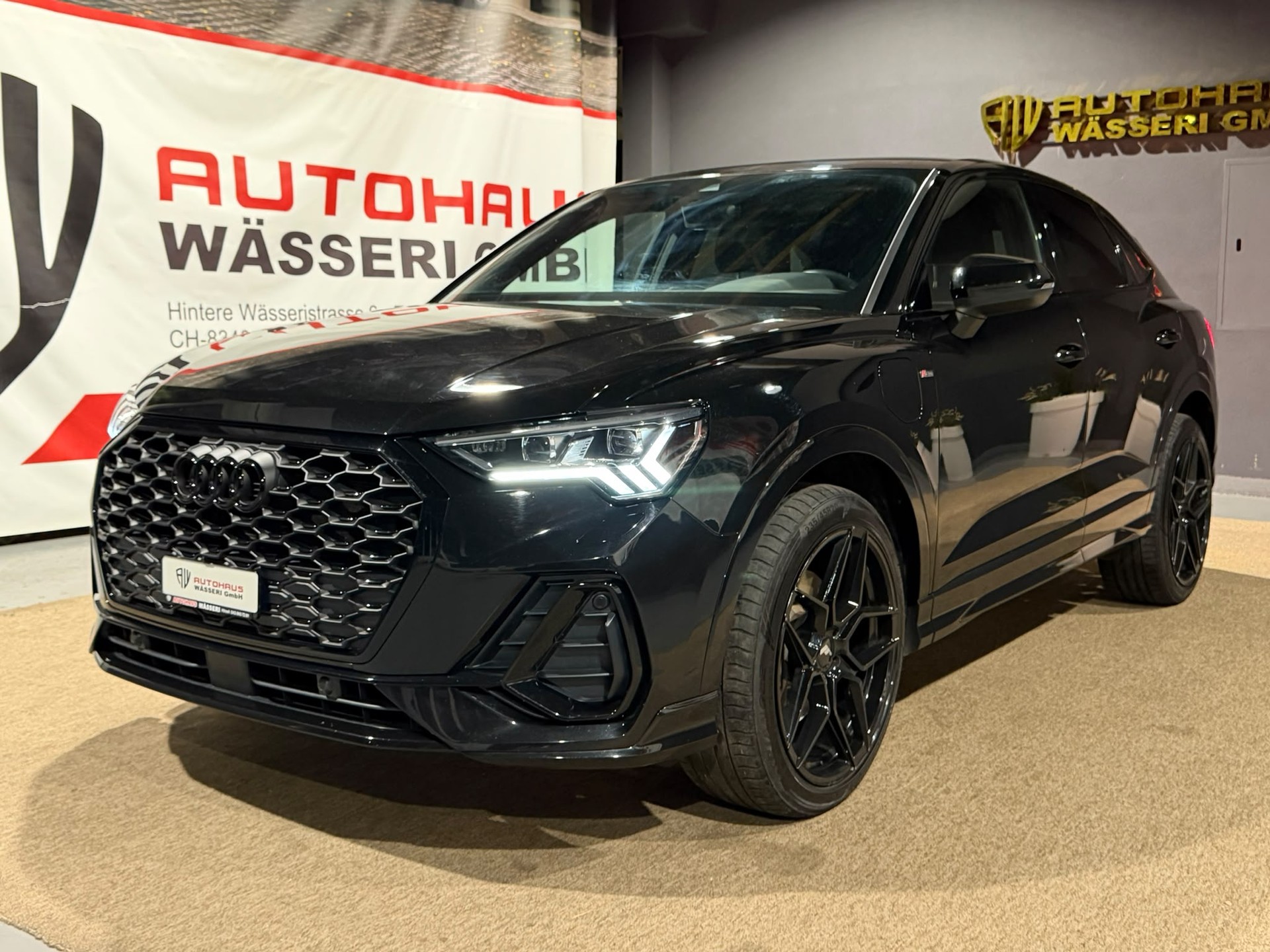 AUDI Q3 Sportback 45 TFSI e S line S-tronic-image-6