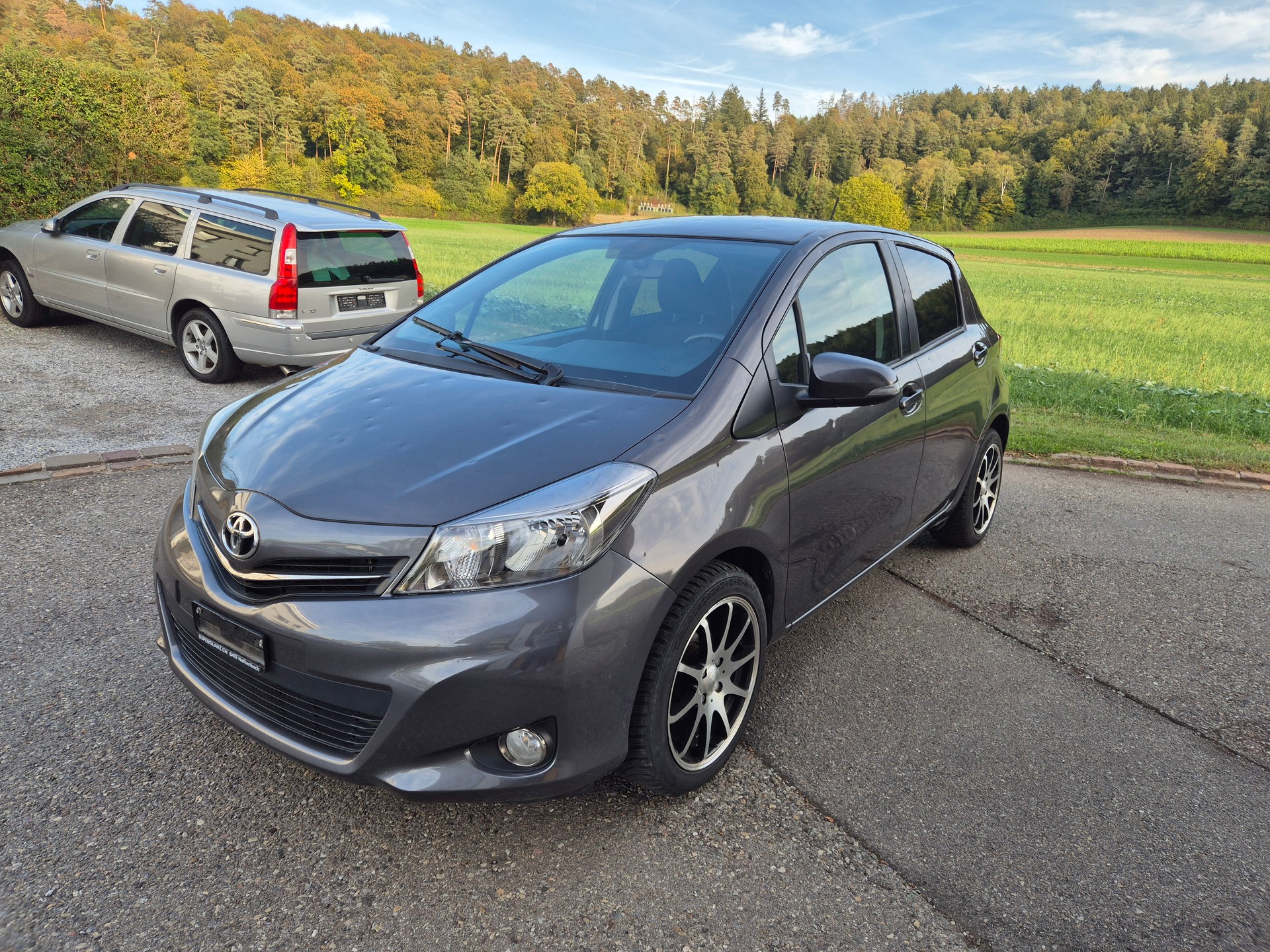 TOYOTA Yaris 1.33 Style-image-14