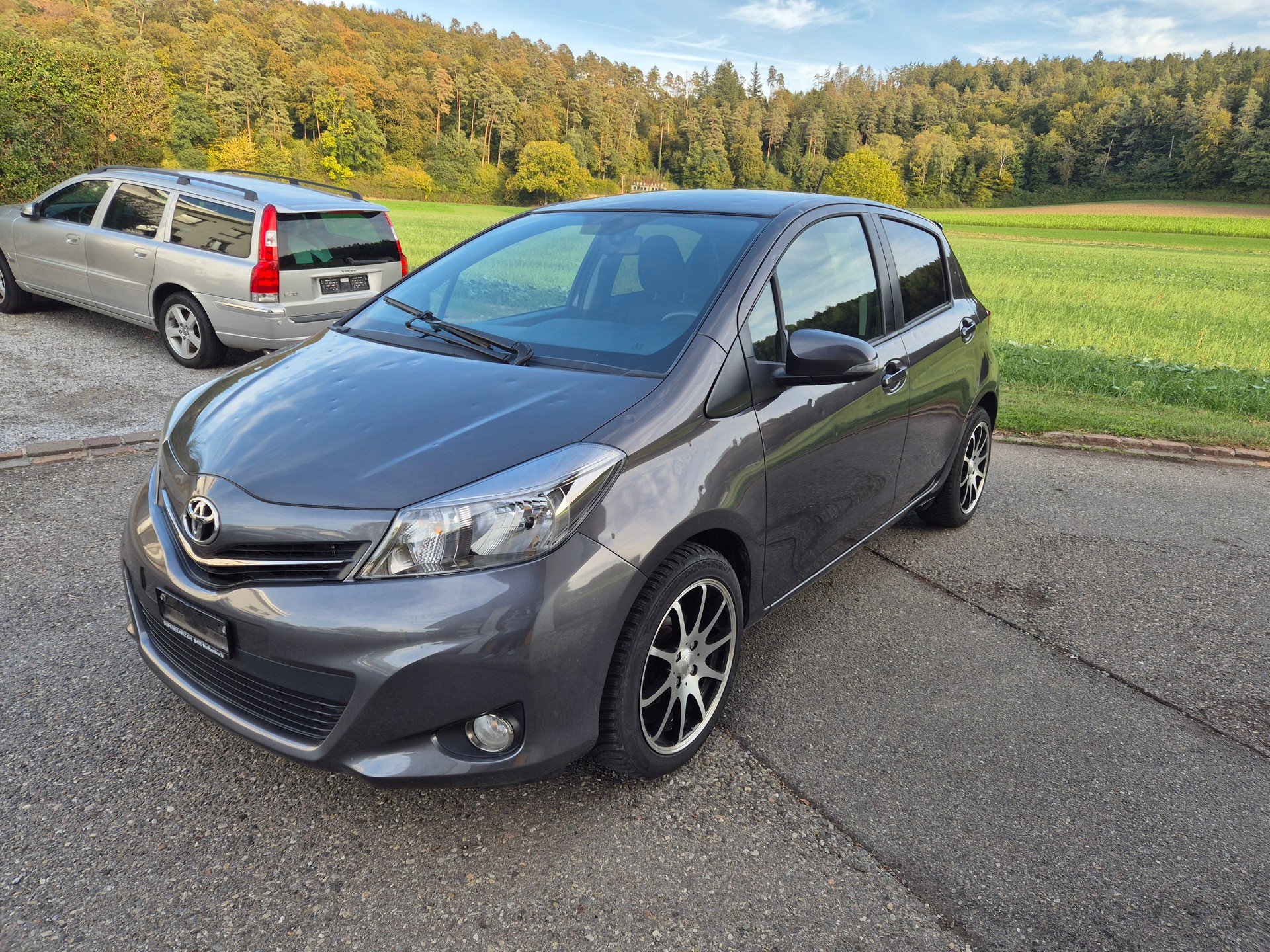 TOYOTA Yaris 1.33 Style-image-15