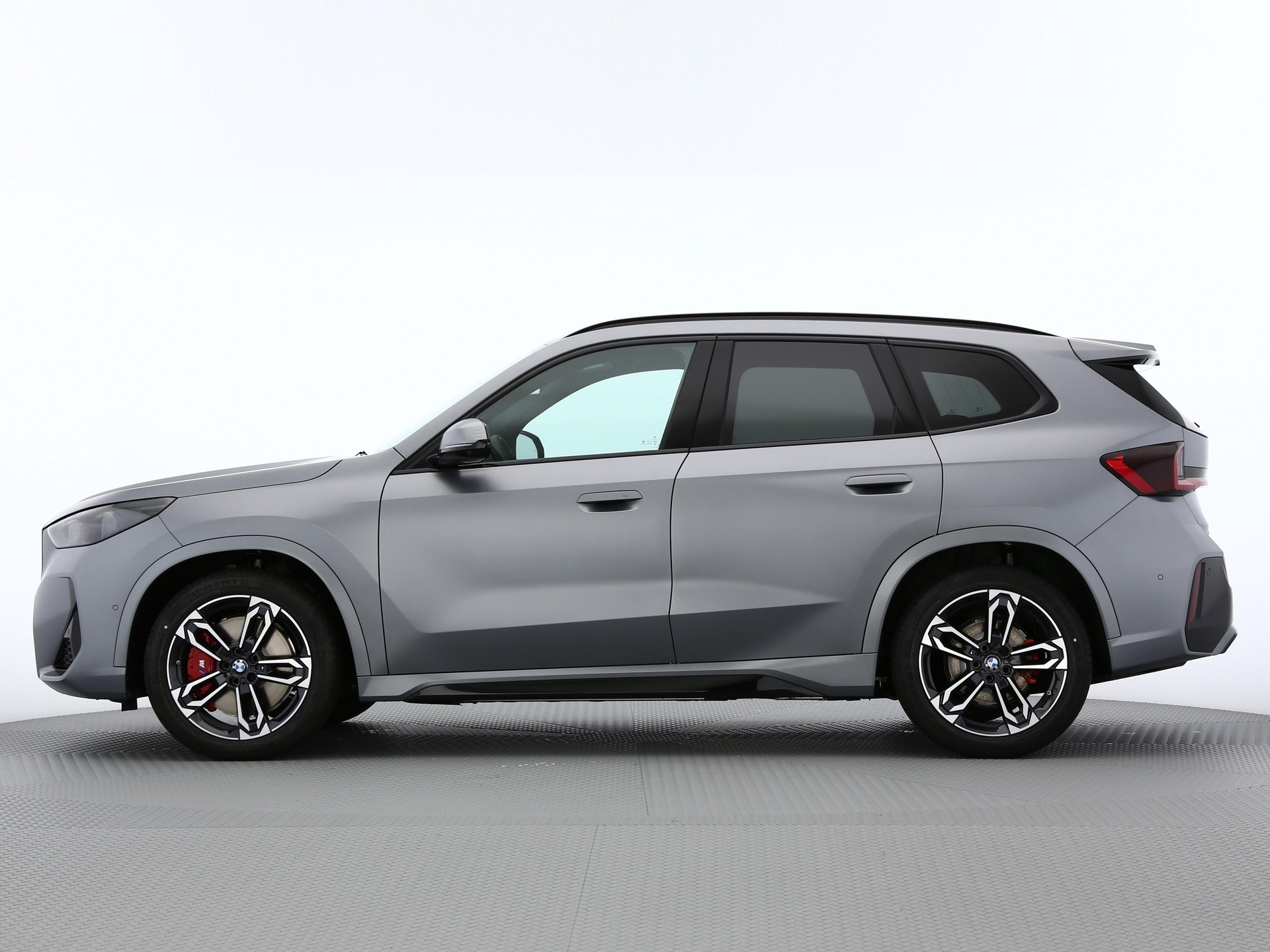 BMW iX1 U11 20 eDrive-image-2