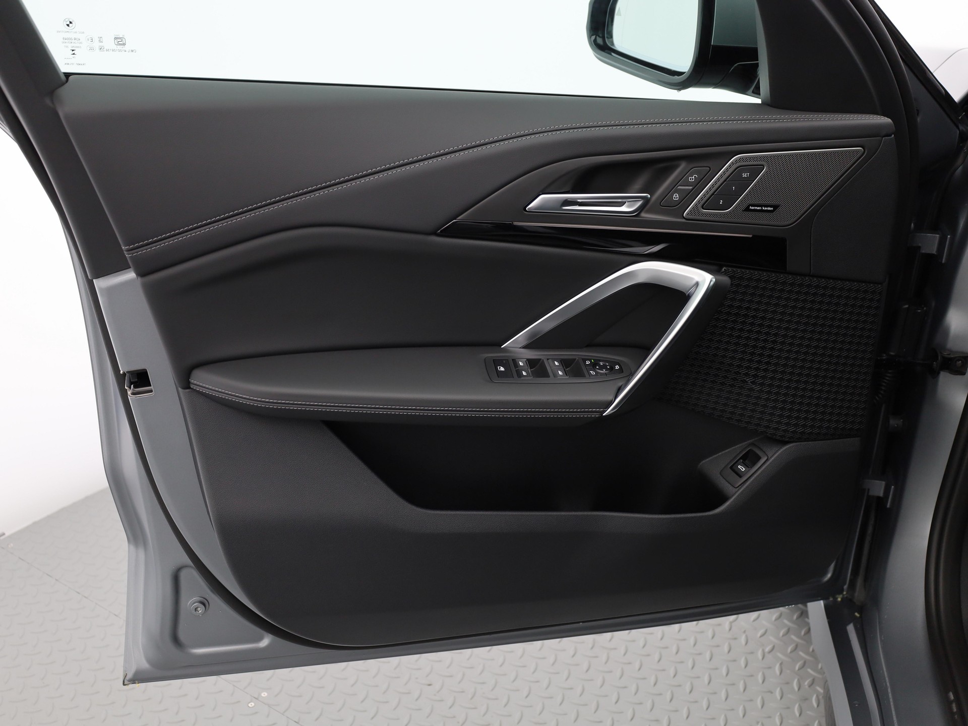 BMW iX1 U11 20 eDrive-image-9