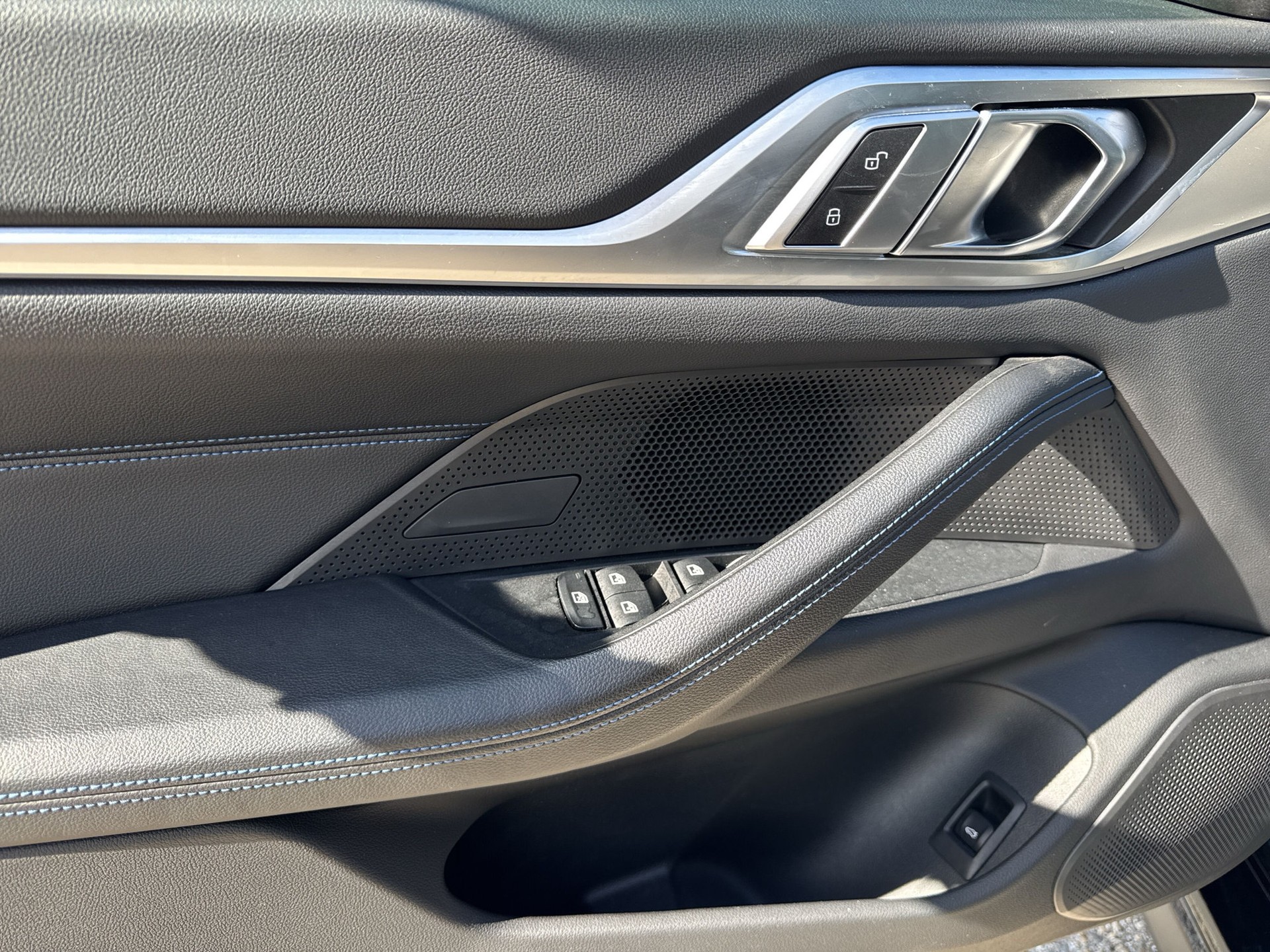 BMW i4 M50-image-16