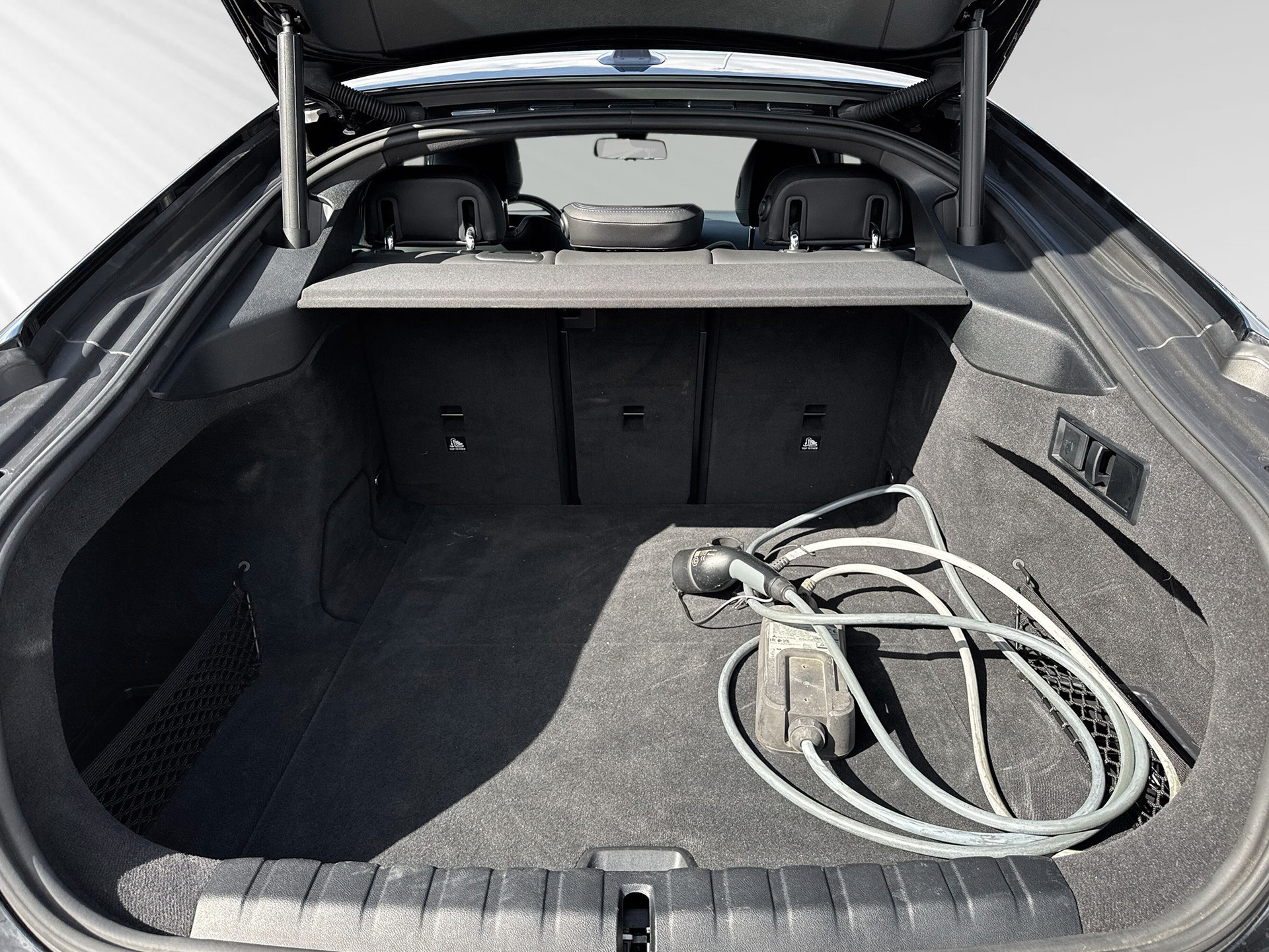 BMW i4 M50-image-7