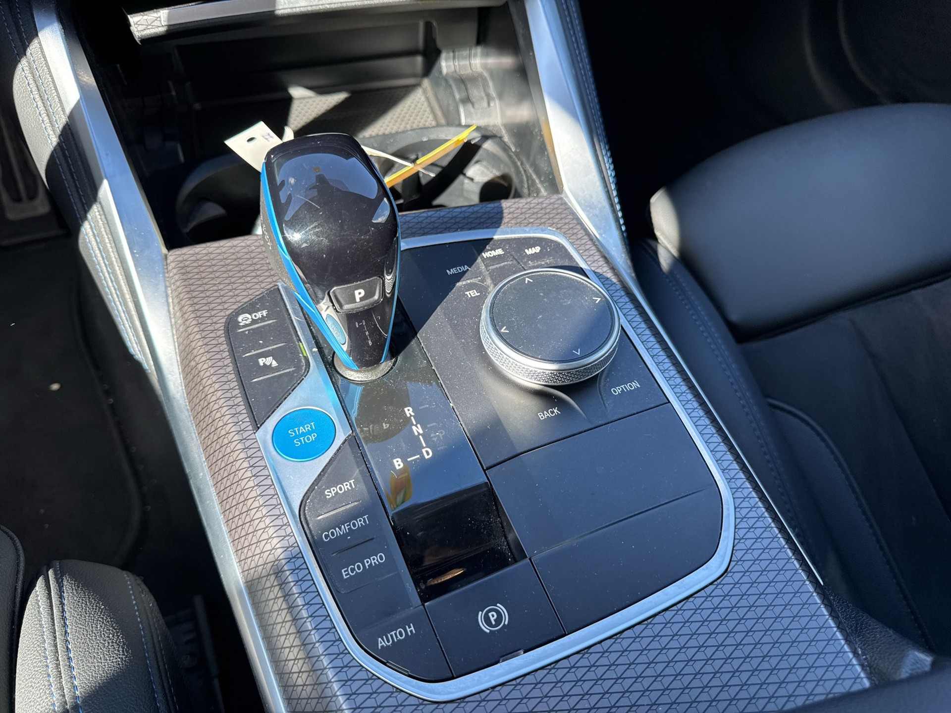 BMW i4 M50-image-12
