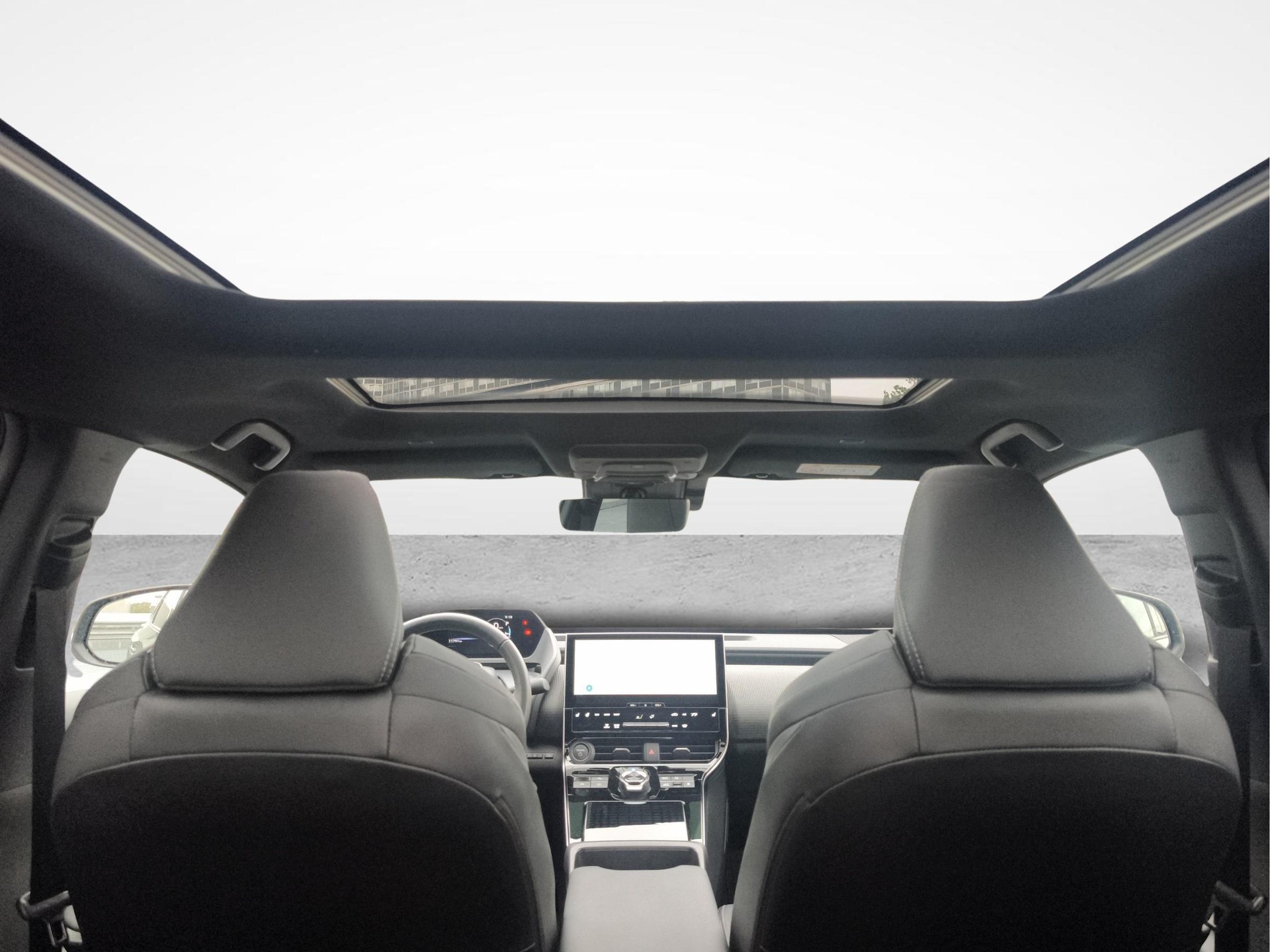 SUBARU Solterra eV Luxury AWD-image-8