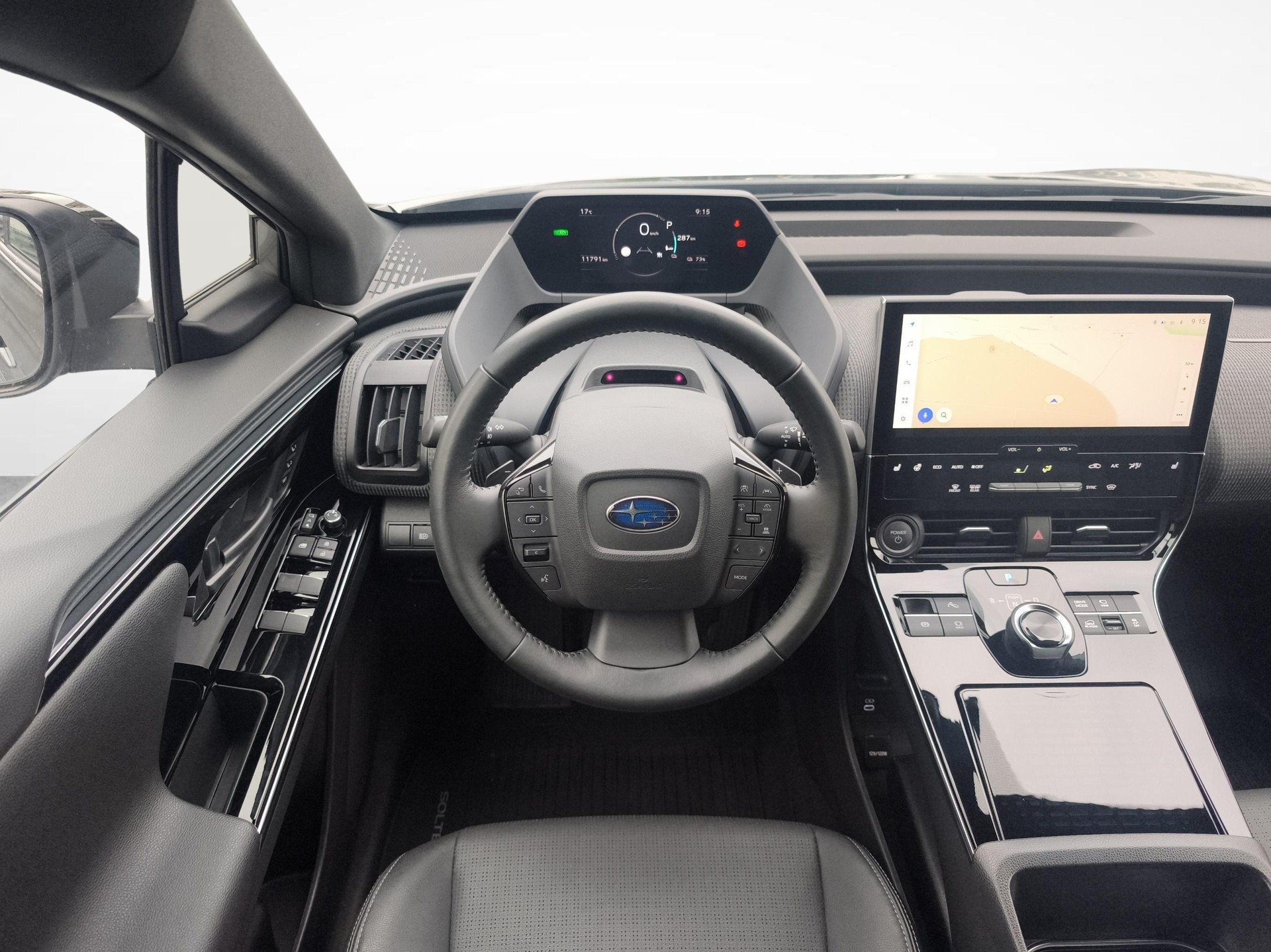 SUBARU Solterra eV Luxury AWD-image-3