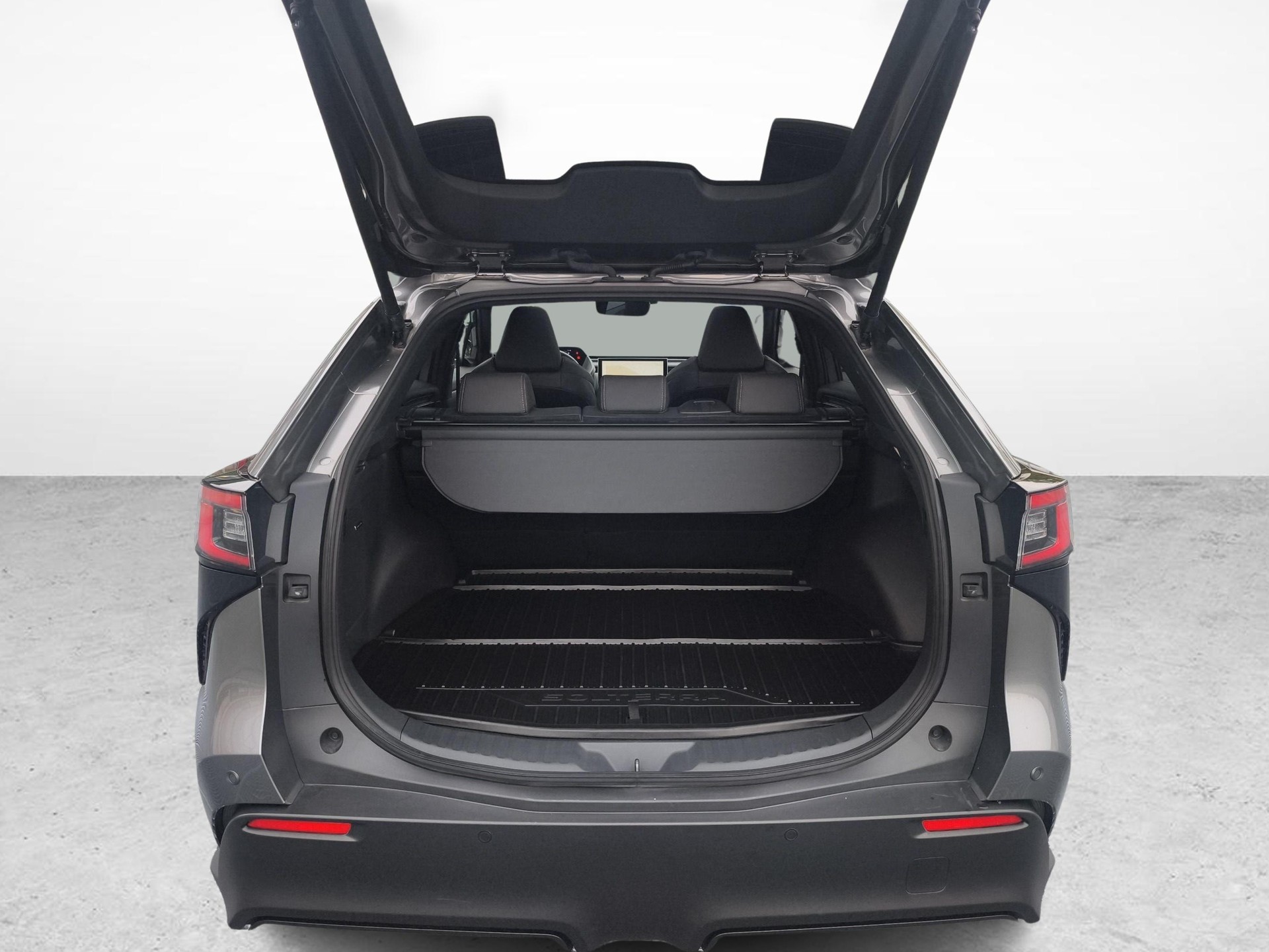 SUBARU Solterra eV Luxury AWD-image-13