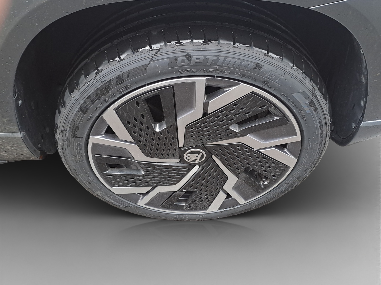 SKODA Karoq 2.0 TSI SportLine 4x4 DSG-image-14